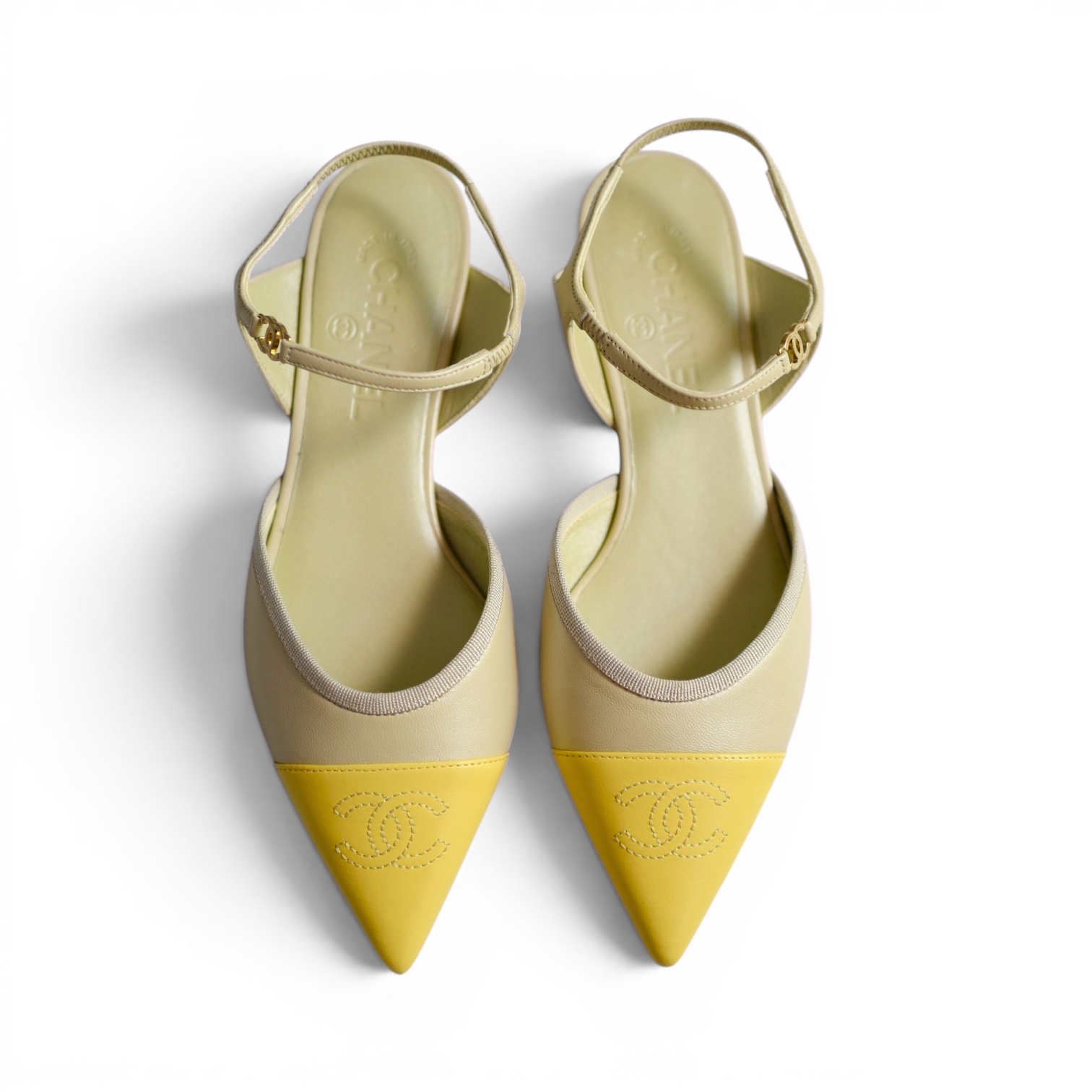 Chanel 26S Slingbacks Light Khaki Yellow Iridescent Lambskin Size 37.5