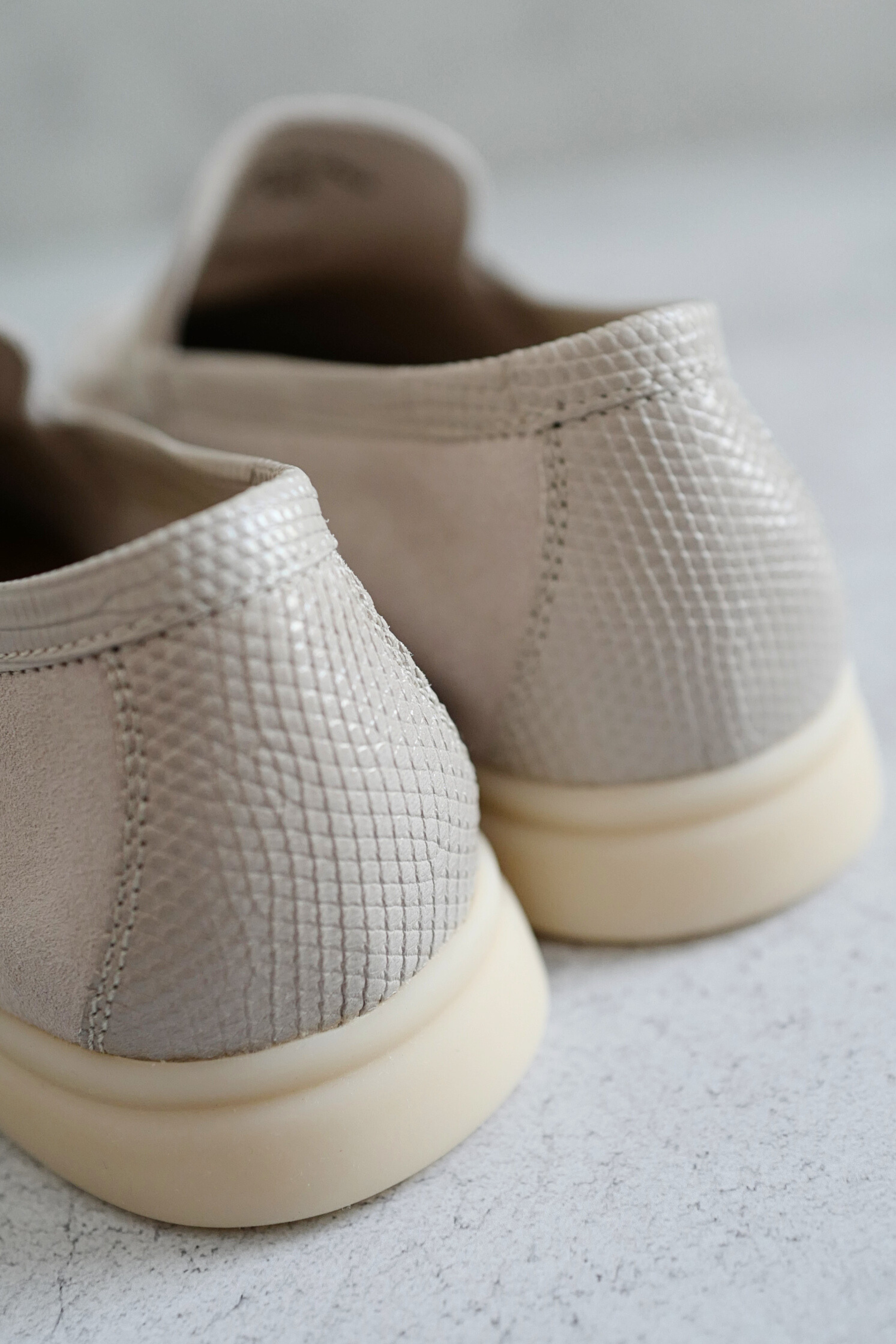 Loro Piana Pearl Walk Infinito Lizard Loafers Pearl Beige My Charms Size 36.5