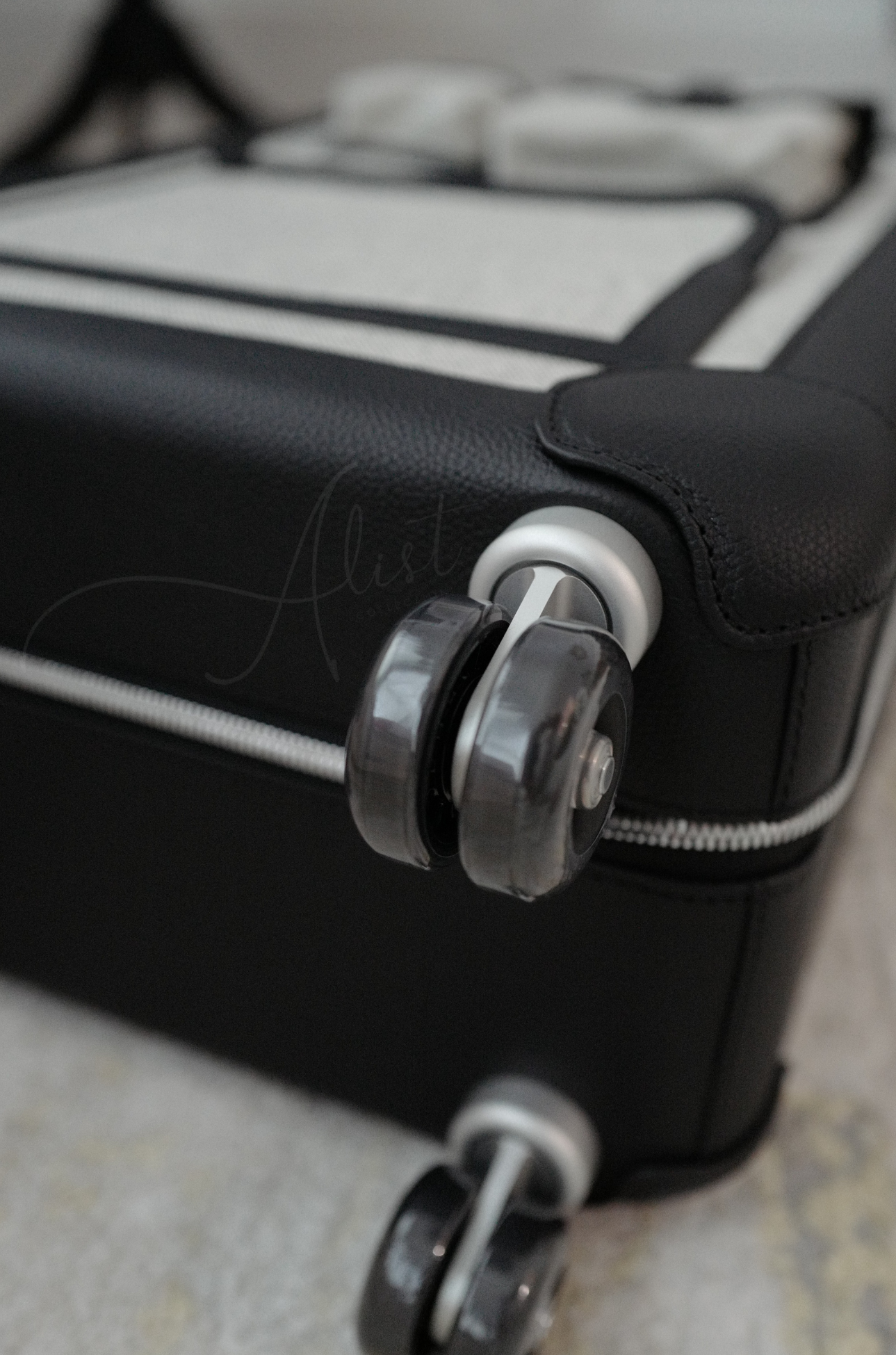 BNIB Hermes R.M.S II Cabine Suitcase Cargo H Canvas/Regate Ecru/Noir $22K