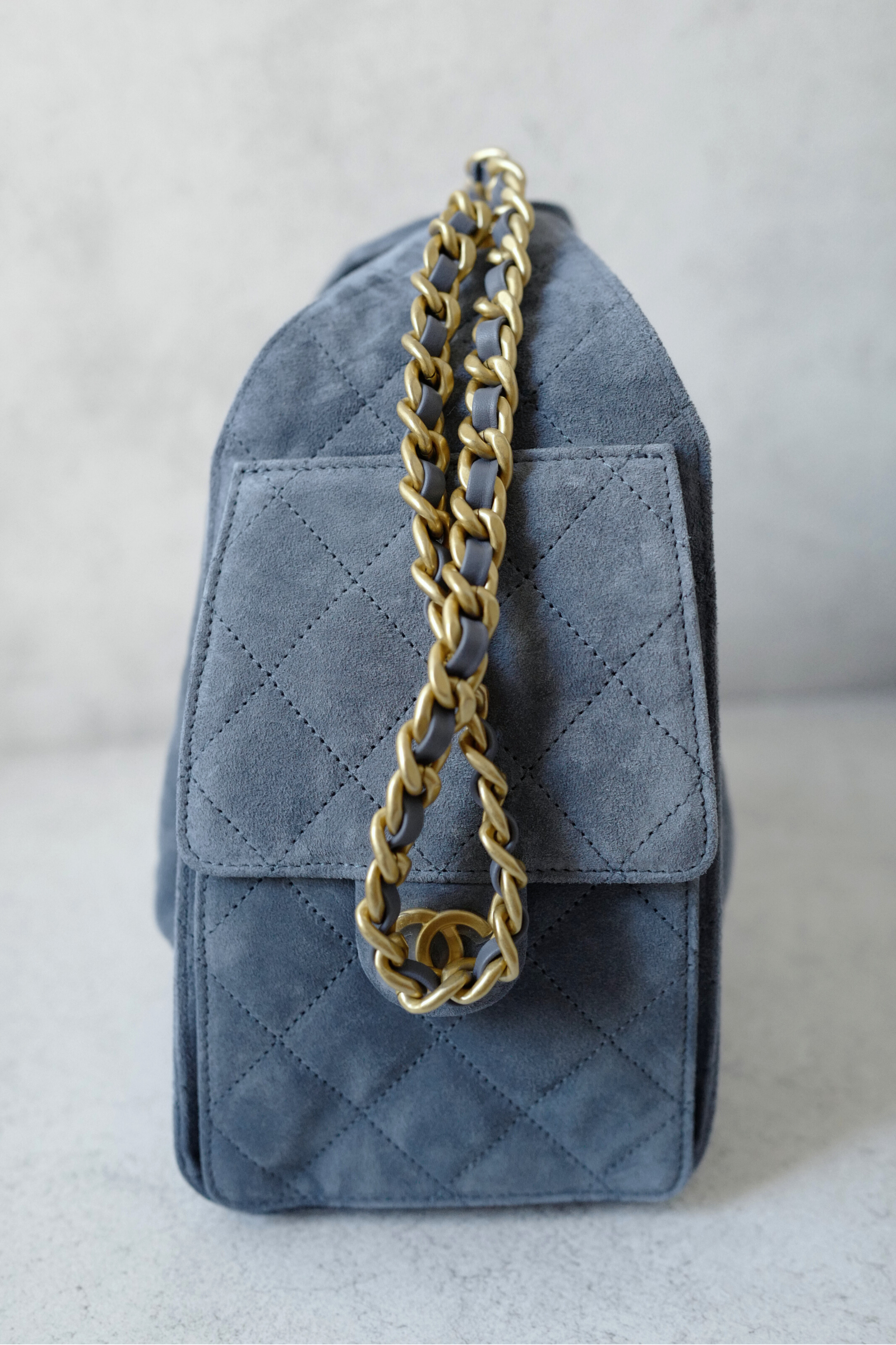 BNIB Chanel Hobo Bag 25K Blue Suede Quilted Gold Chain CC Logo