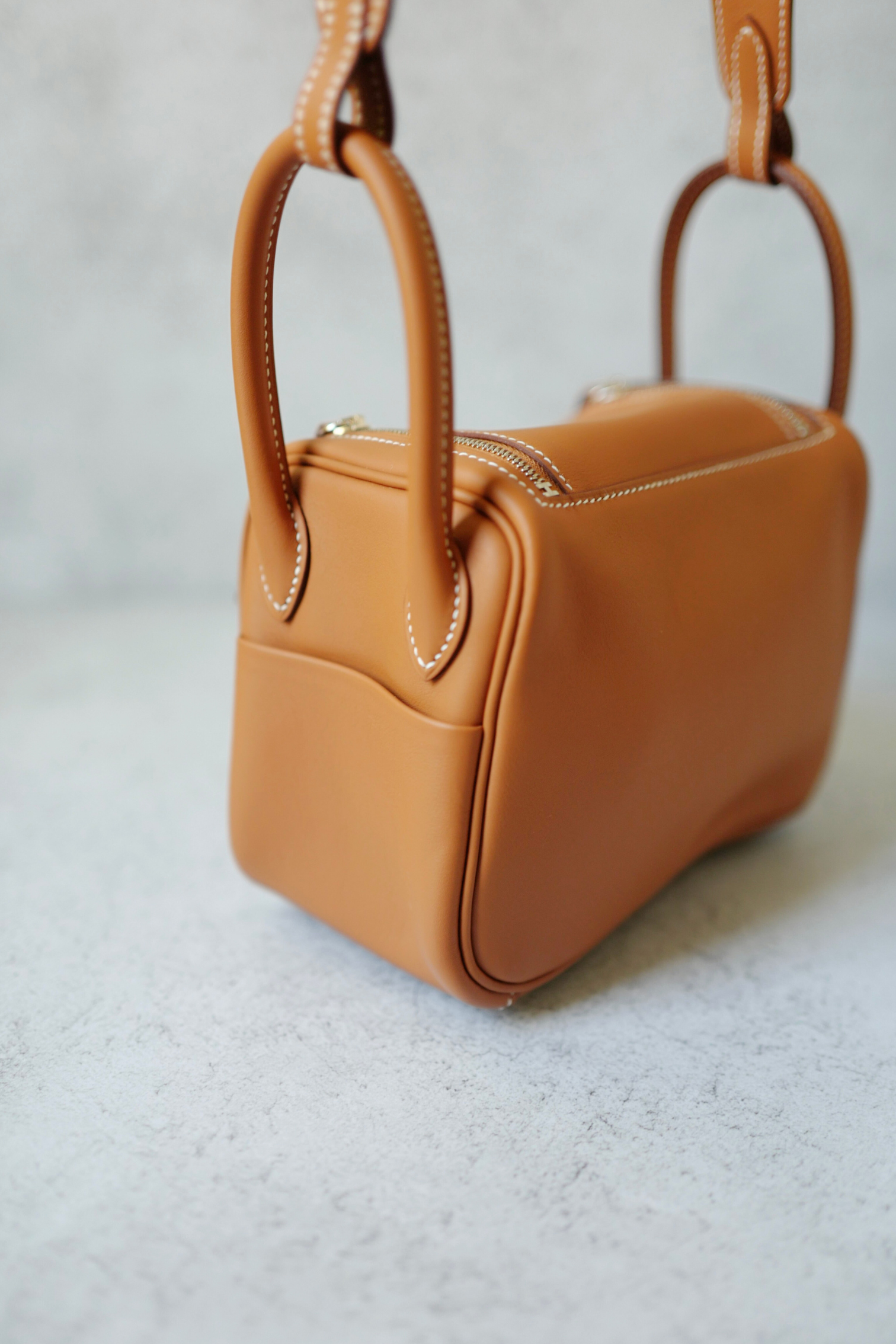 BNIB Hermès Lindy Mini II Bag Swift Leather Gold 37 Electrum Silver/Gold Hardware