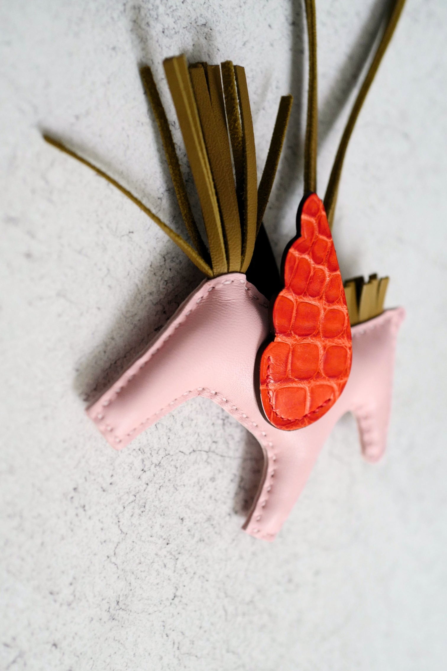Hermès Rodeo Pegase PM Touch Dune Rose Sakura Agneau Milo Matte Alligator