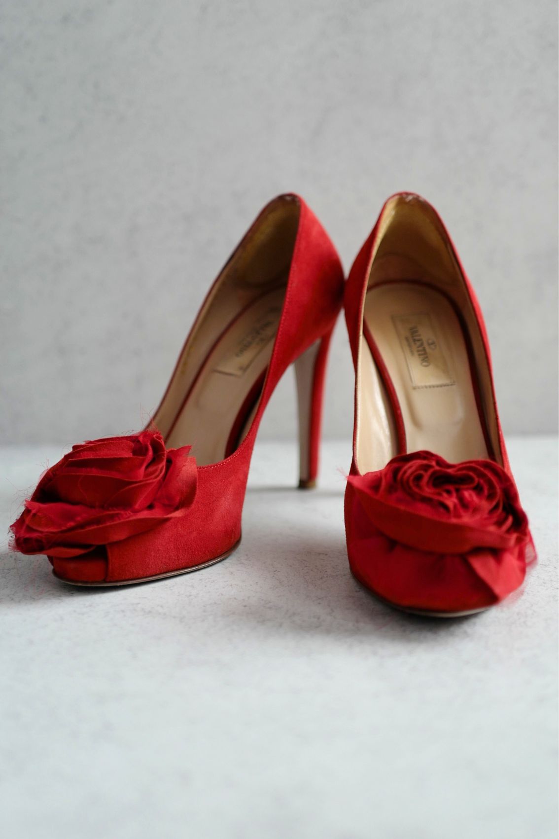 Preloved Valentino Heels Red Rose size 37 in Red