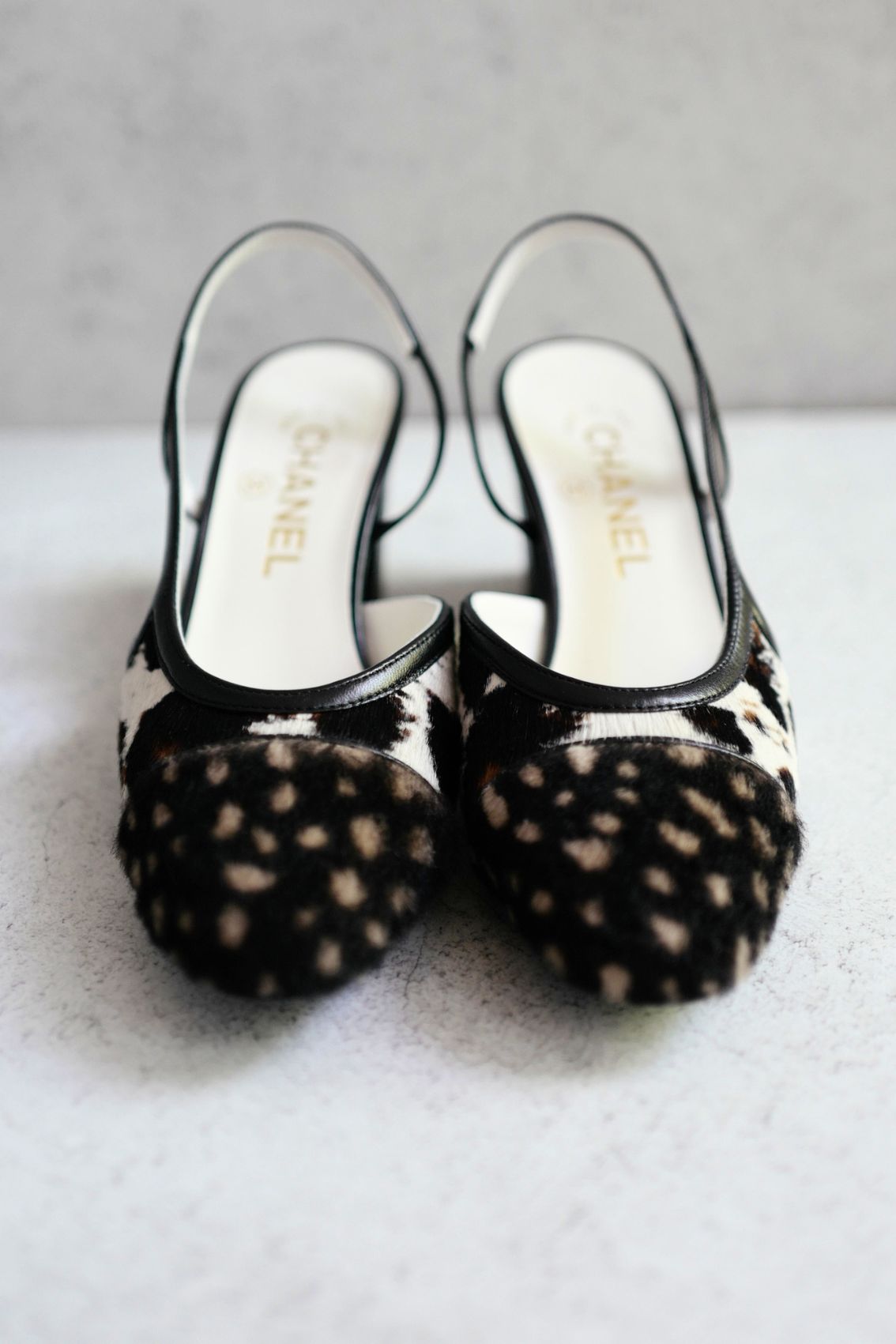 Chanel 26S Slingbacks Matthieu Blazy's White/Brown/Black Calfskin Size 38