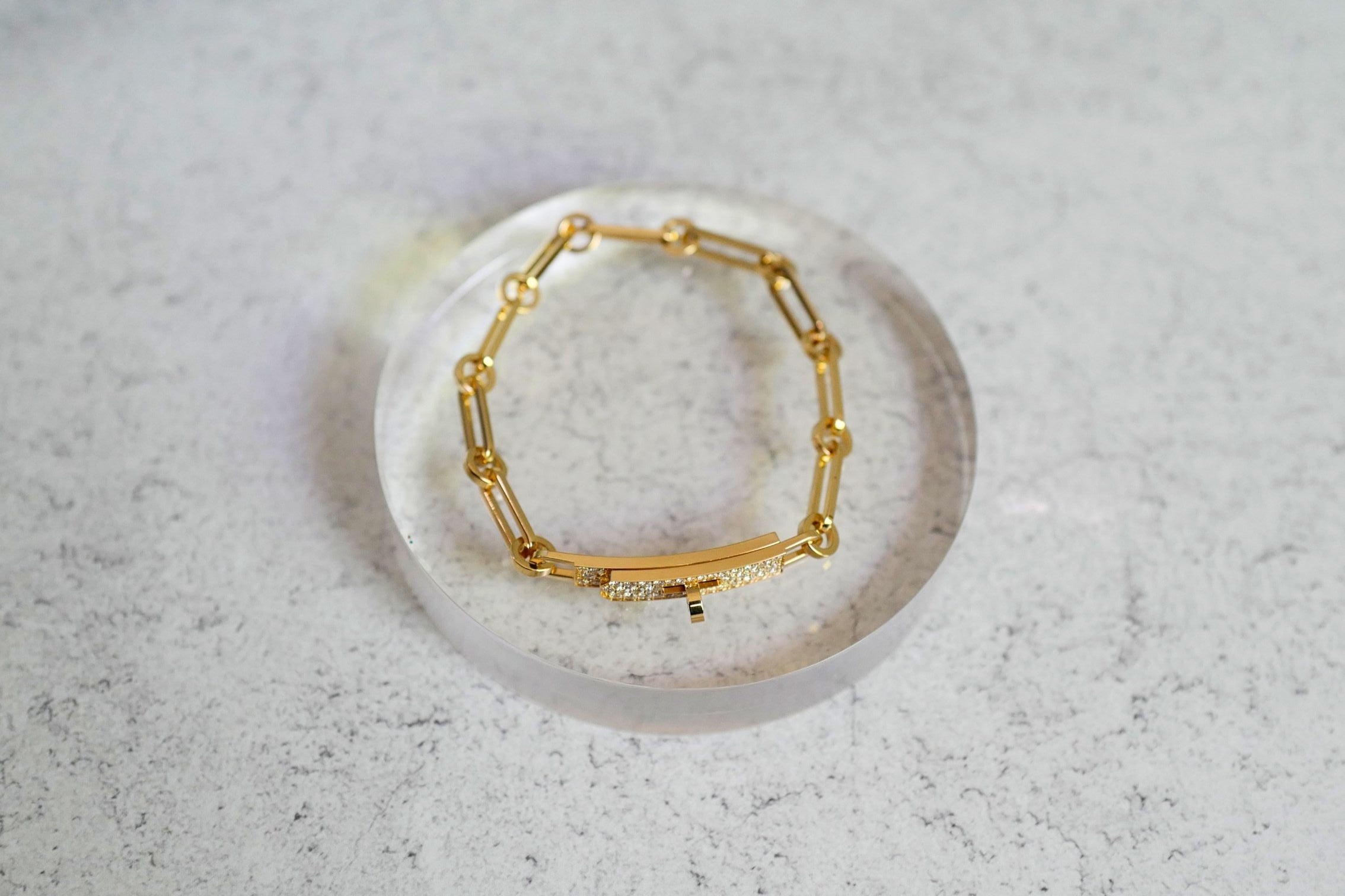 Hermès Kelly Chaine Bracelet Small Size 18K Yellow Gold 41 Diamonds Size 150