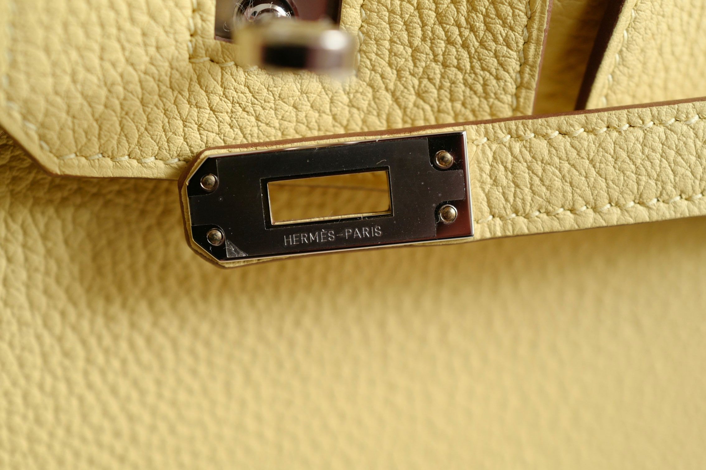 BNIB Hermès Birkin 25 Jaune Poussin Togo Leather Palladium Hardware G Stamp 2026