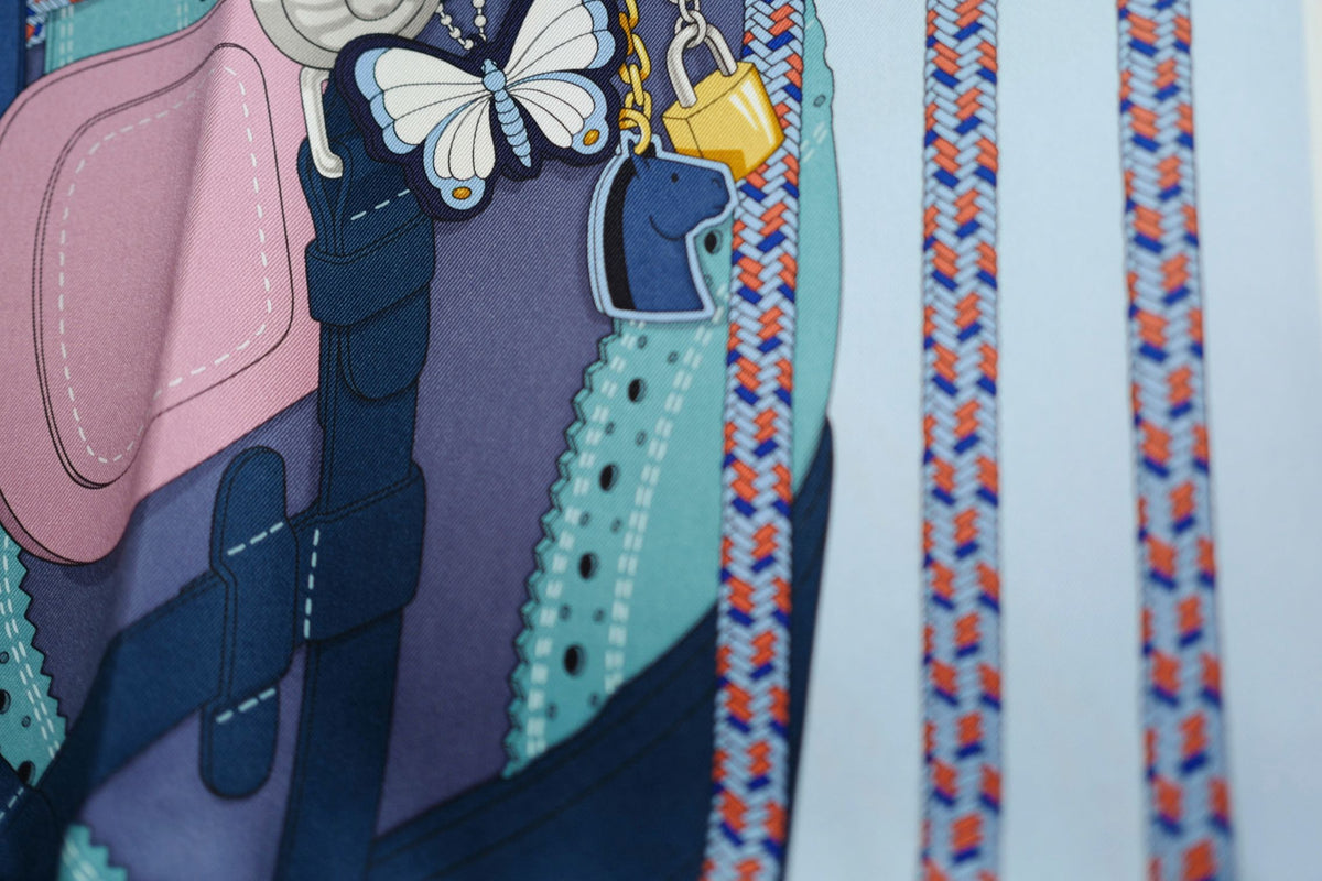 Hermes Derby 2000 Scarf 90 Bleu Ciel / Marine / Vieux Rose 100% Silk