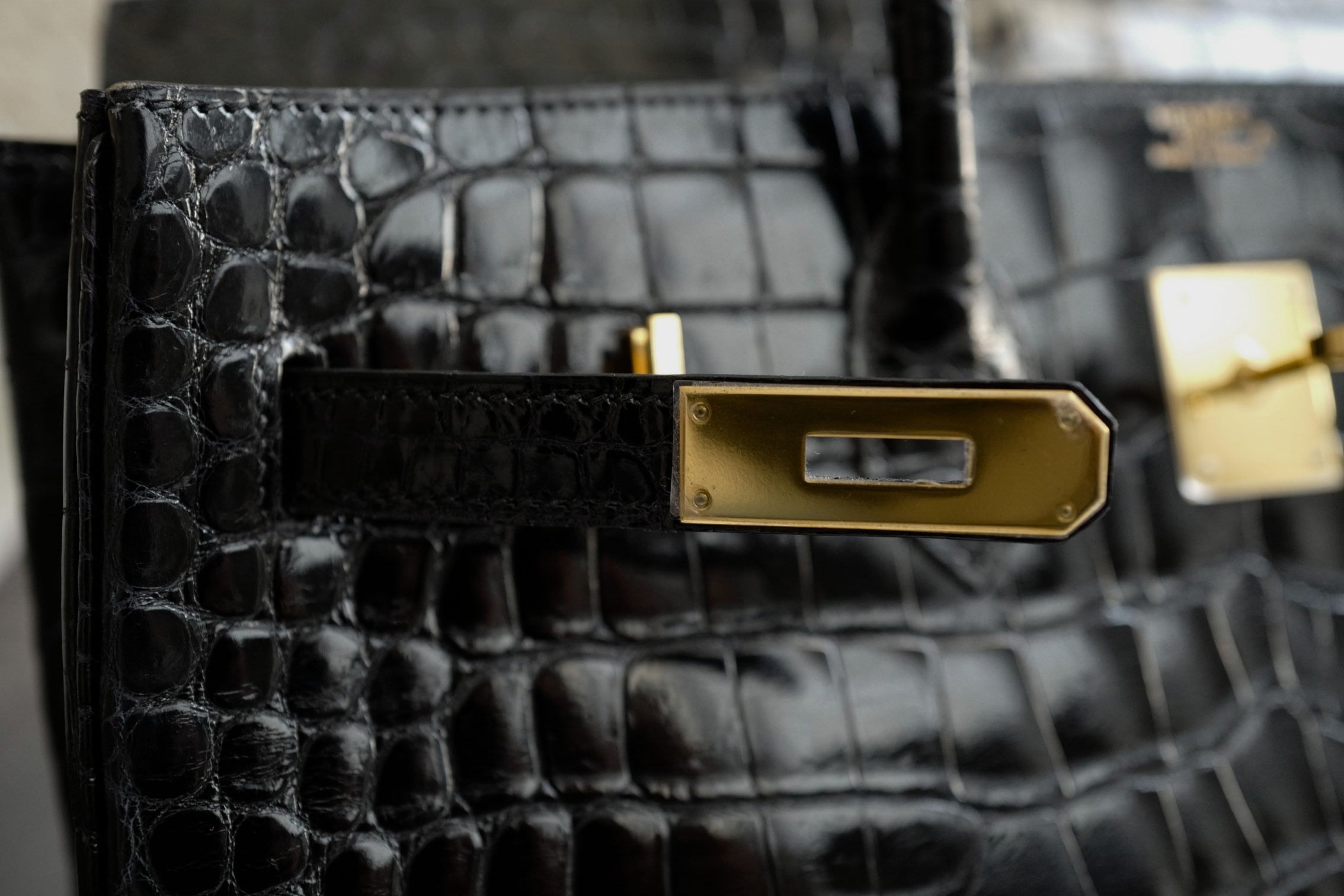 Hermès Birkin 35 Black Shiny Porosus Crocodile Gold HW #D Preowned Condition