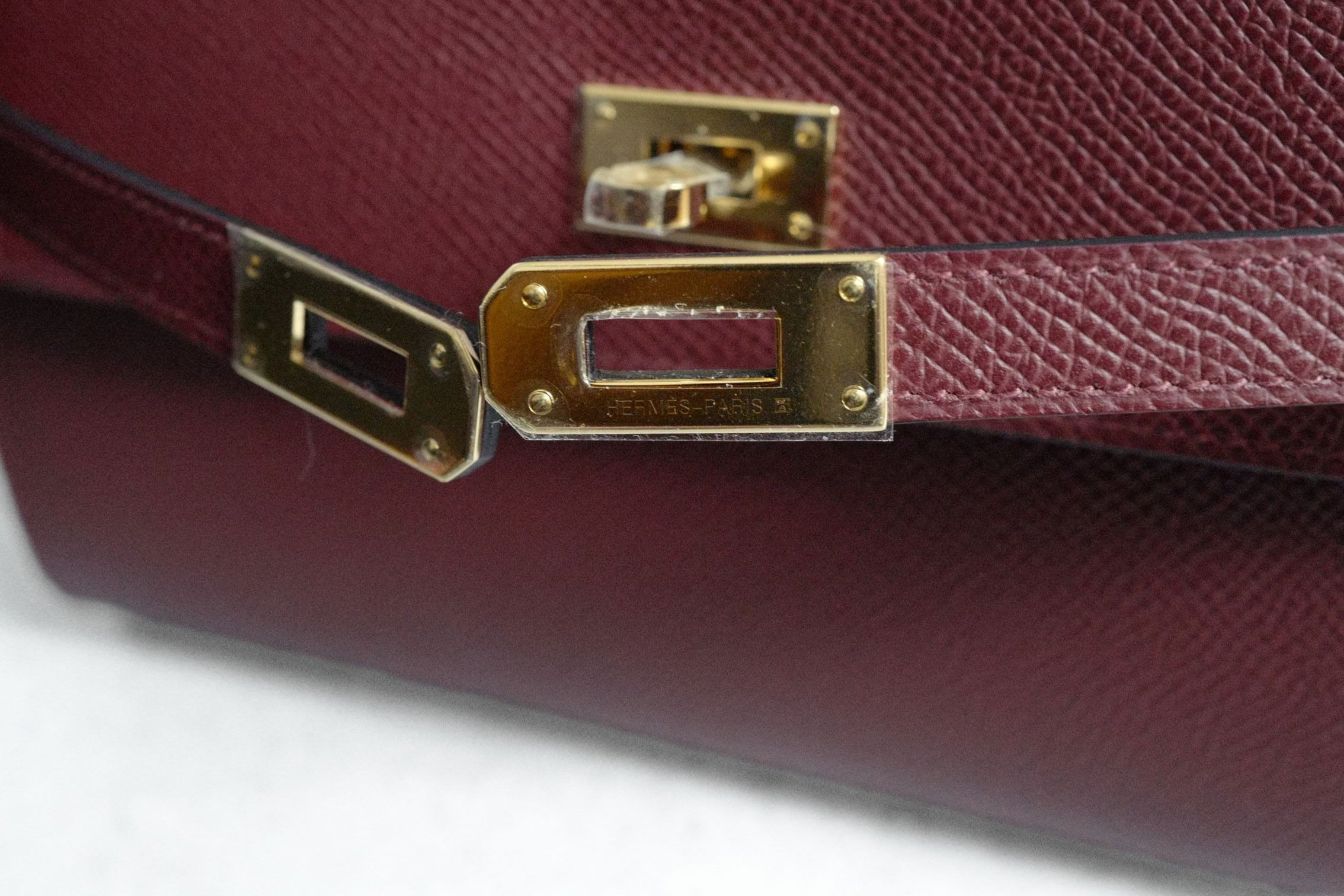 Hermès Kelly Classique To Go Wallet Rouge H Epsom Calfskin GHW G Stamp