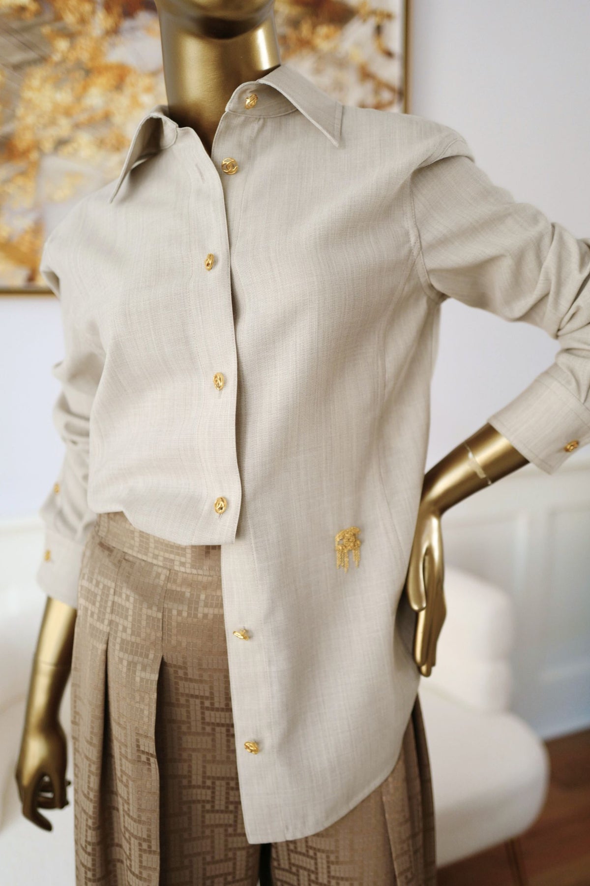 NEW Chanel 26K Women Shirt Wool Tailored Mushroom Beige Size 36