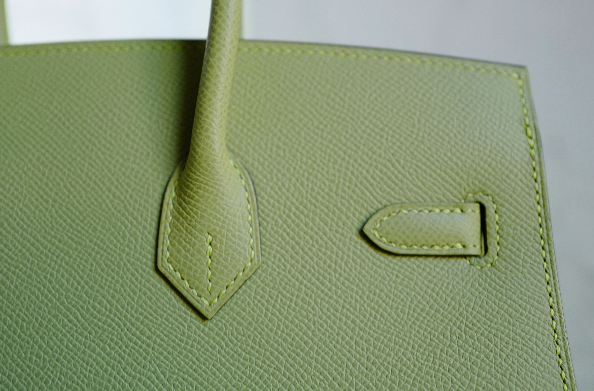 BNIB Hermès Birkin 25 Vert Criquet Epsom Sellier with Gold Hardware