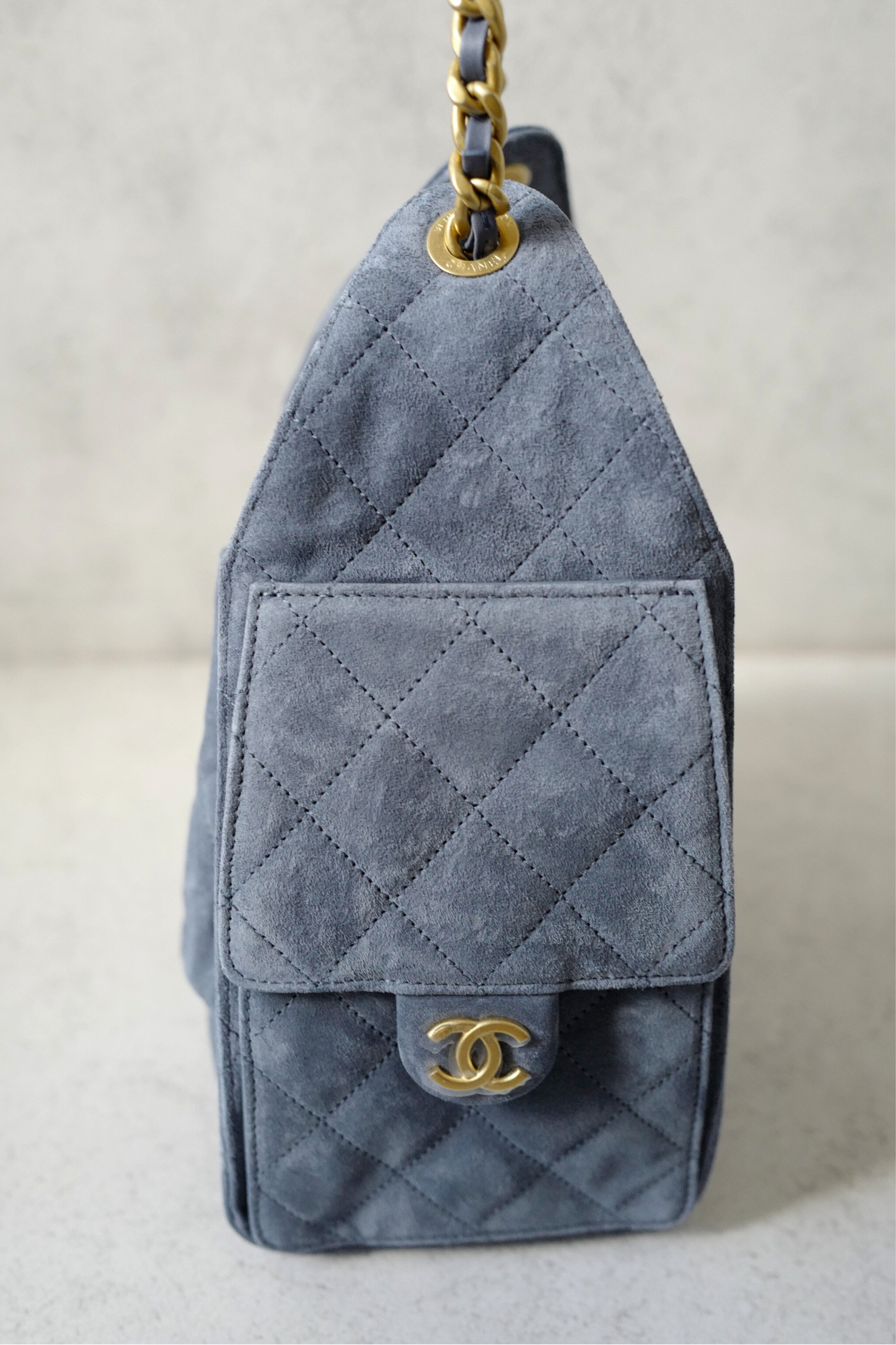 BNIB Chanel Hobo Bag 25K Blue Suede Quilted Gold Chain CC Logo