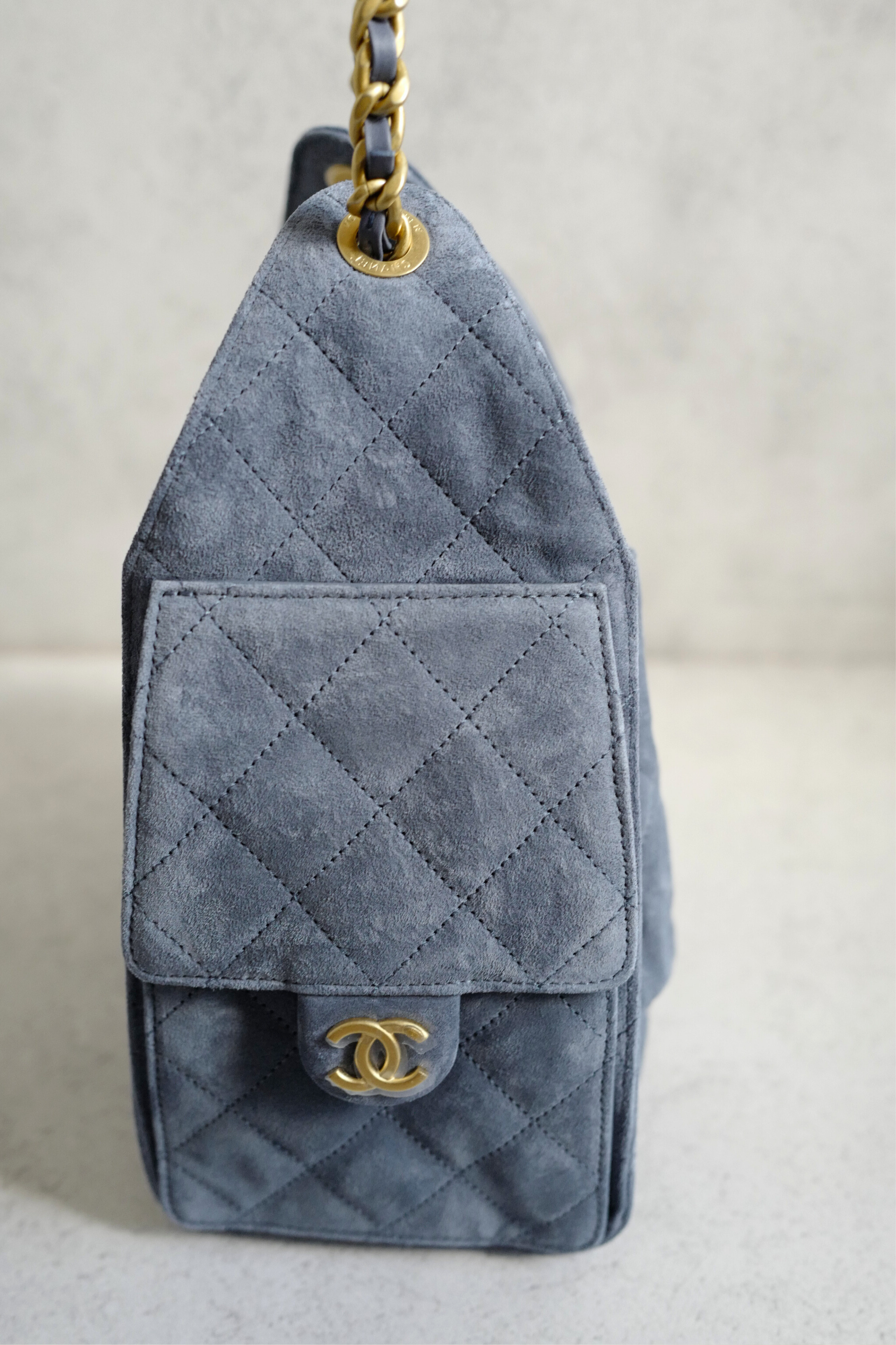 BNIB Chanel Hobo Bag 25K Blue Suede Quilted Gold Chain CC Logo