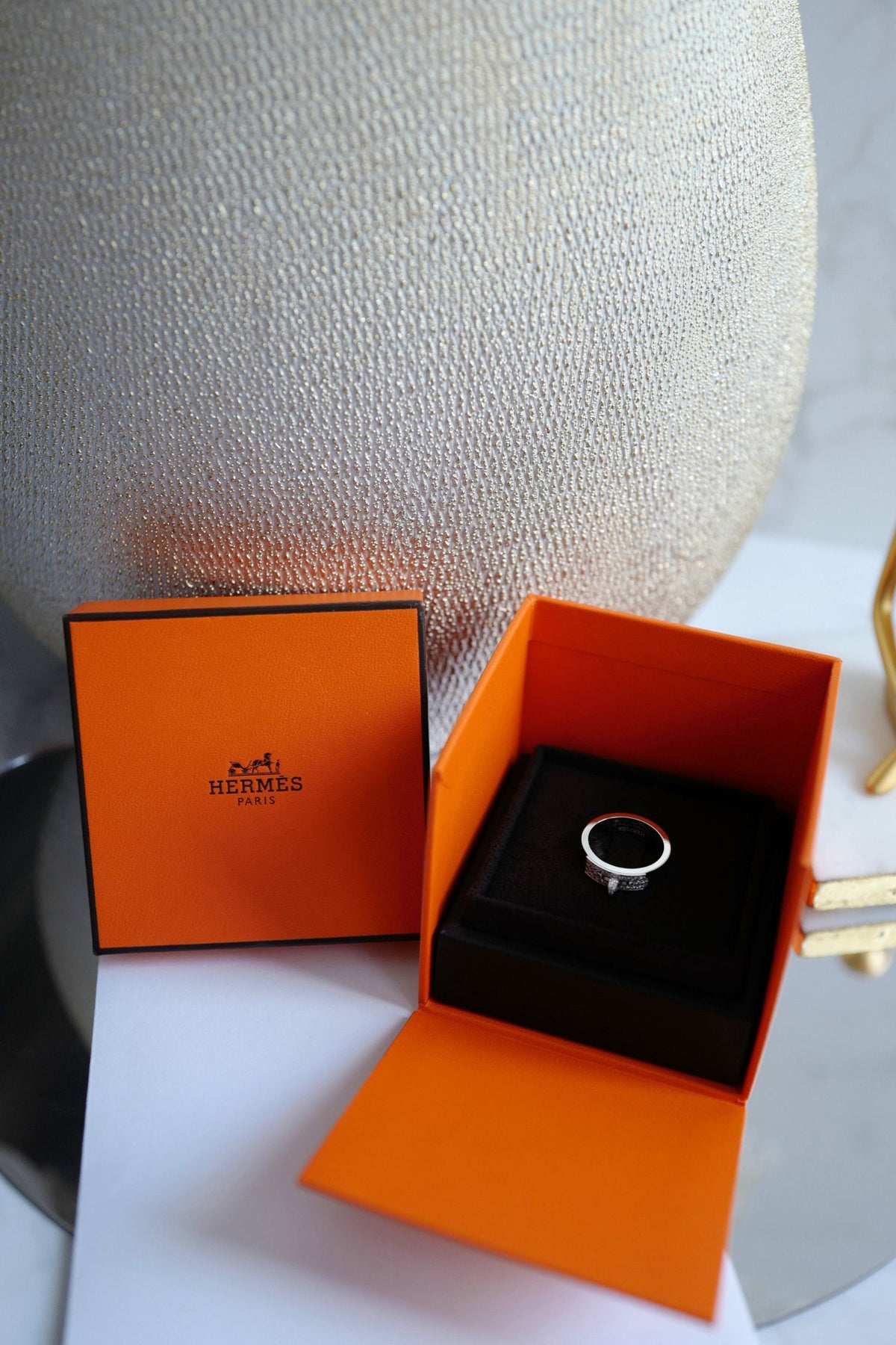 BNIB Hermes Kelly Ring in White Gold with Diamonds Size 50 $7500 Retail
