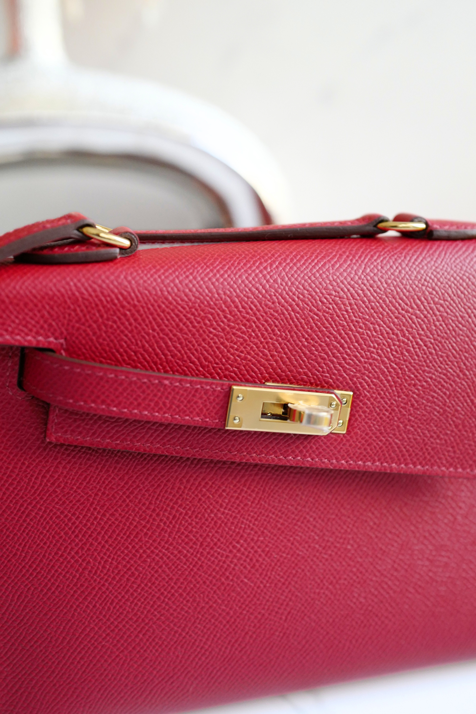 BNIB Hermès Kelly Désordre 20 Bag Rouge Pigment Epsom Leather with Gold Hardware