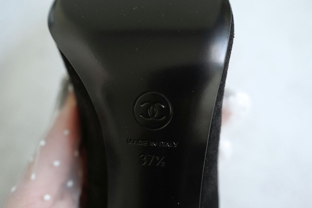 Chanel 26A Metiers d'Art Pumps Suede Kidskin Strass Black & Silver Size 37.5