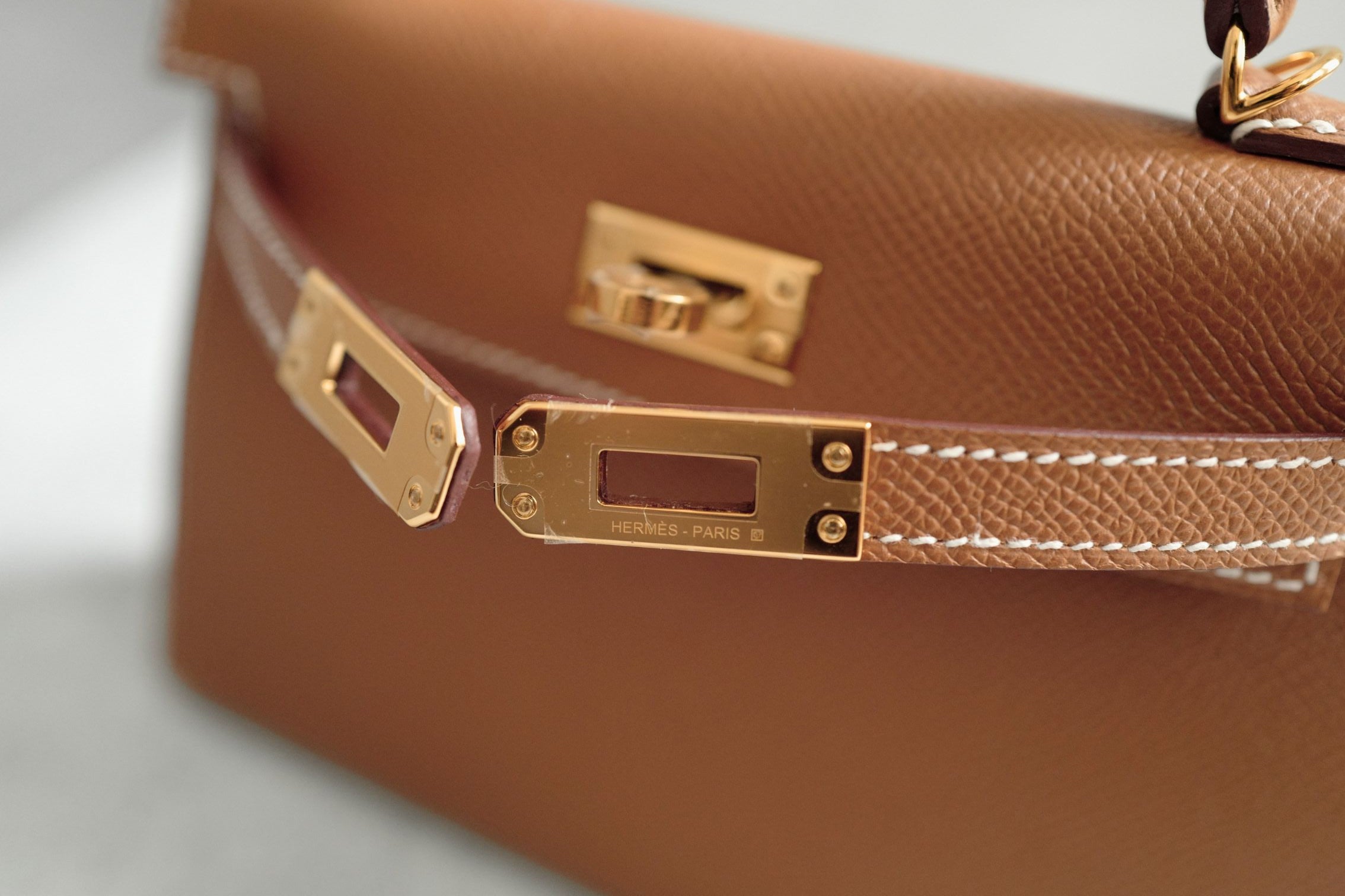 BNIB Hermes Mini Kelly Gold Epsom Calfskin Gold Hardware G Stamp 2026