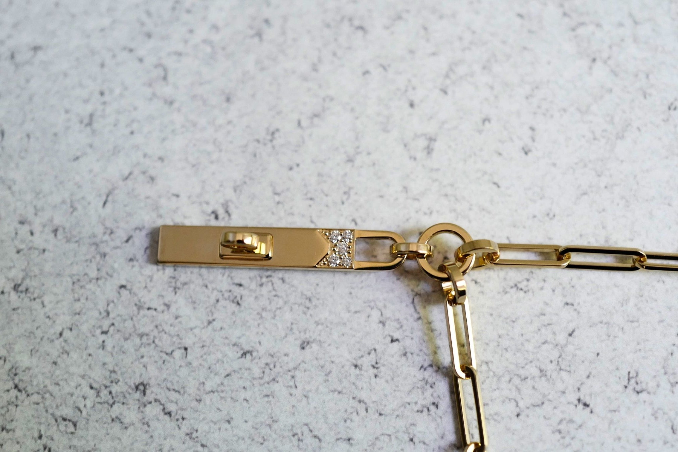 Hermès Kelly Chaine Lariat Necklace 18K Yellow Gold 41 Diamonds Size 40