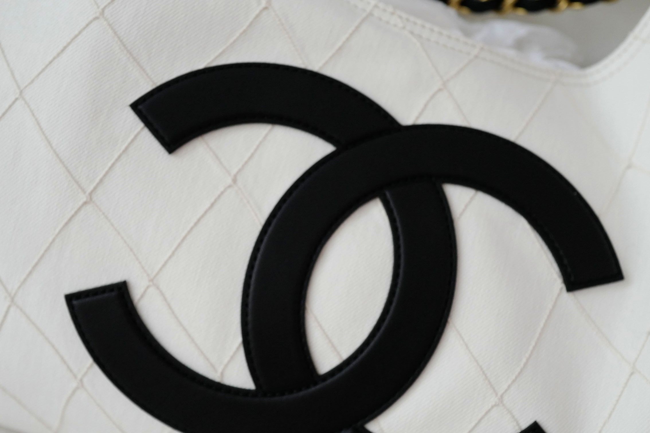 Chanel 26M Coco Beach Small Tote White Black Denim Calfskin Gold Hardware
