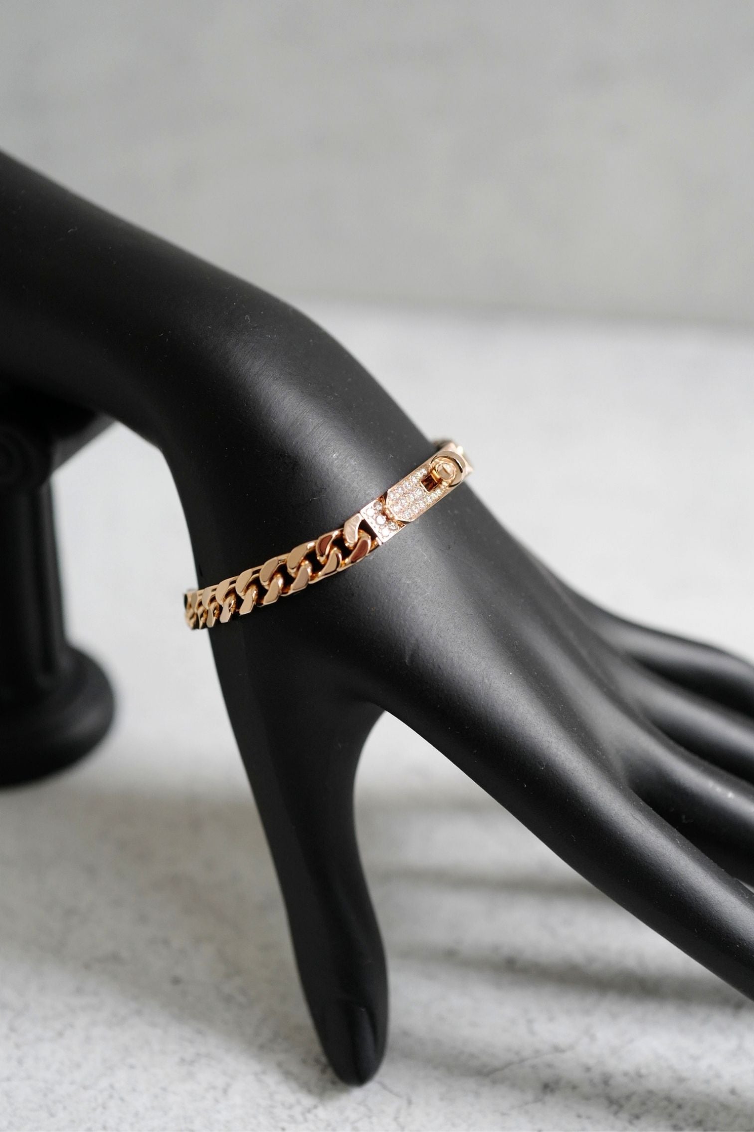 Hermès Kelly Gourmette Bracelet SH Small Model Rose Gold with 41 Diamonds