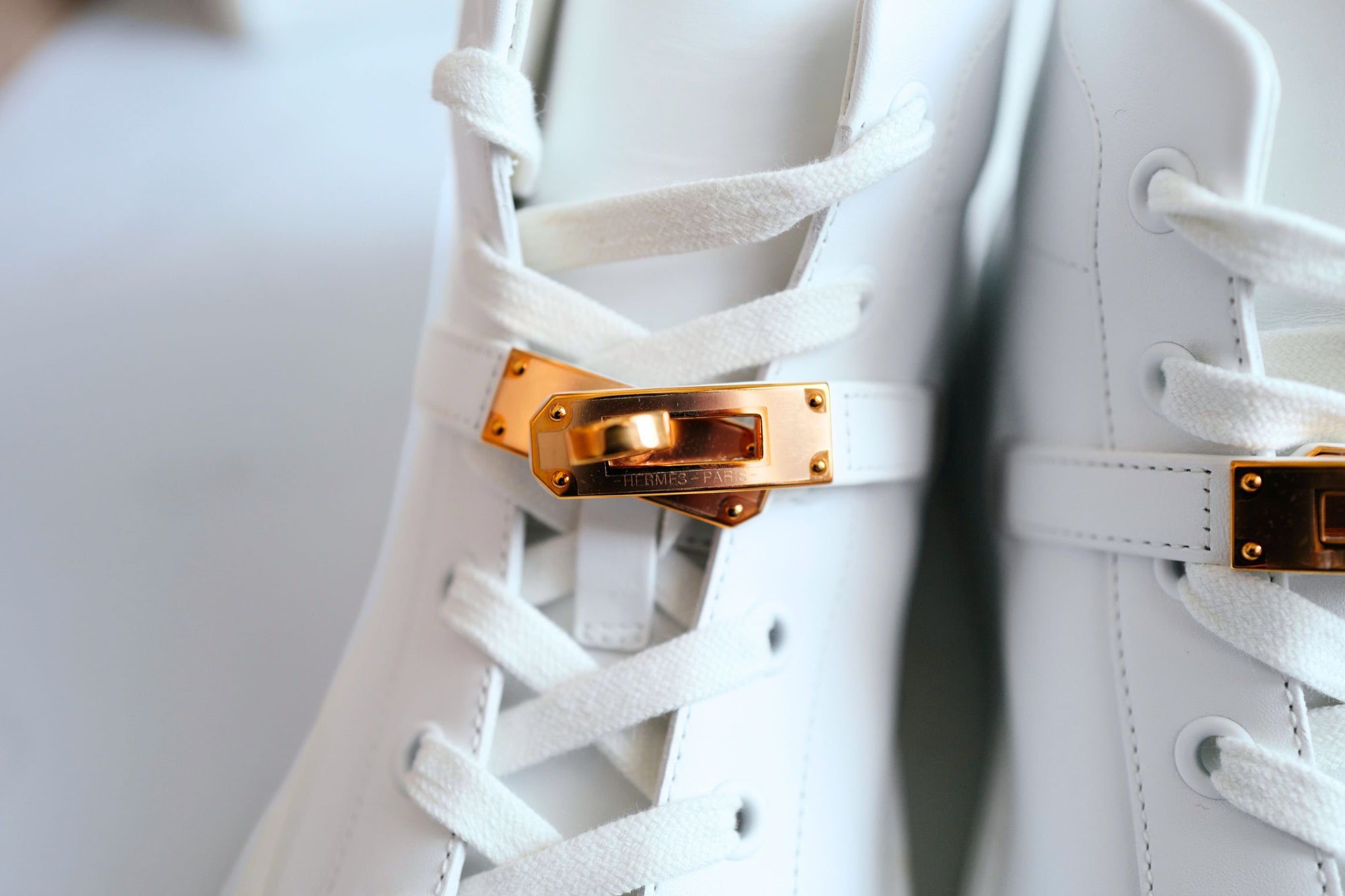 Hermès Daydream Sneaker White Leather Rose Gold Kelly Buckle Size 39.5