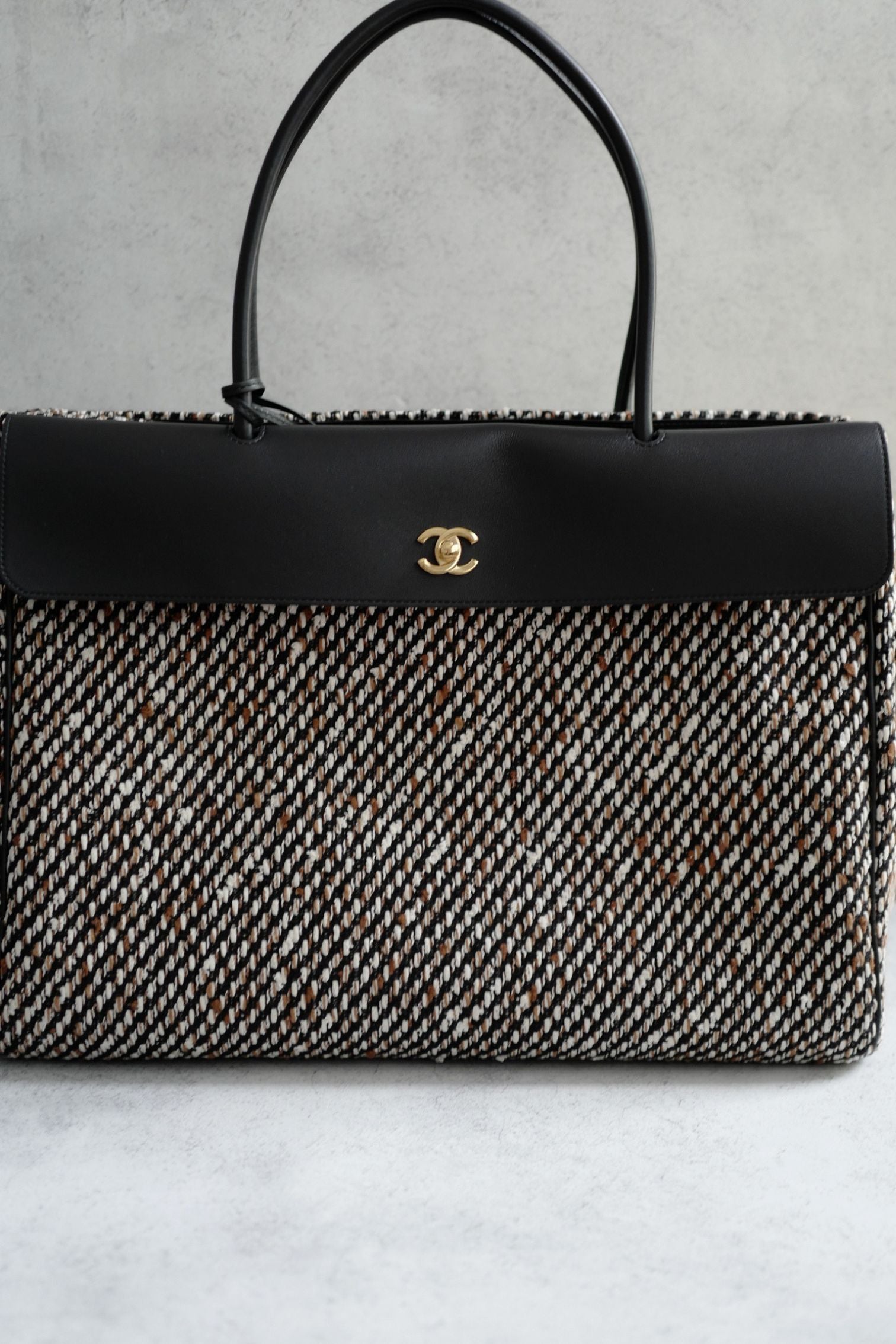 Chanel 26s Large Shopping Bag Black/Ecru Wool Gold Hardware "Matthieu Blazy's"