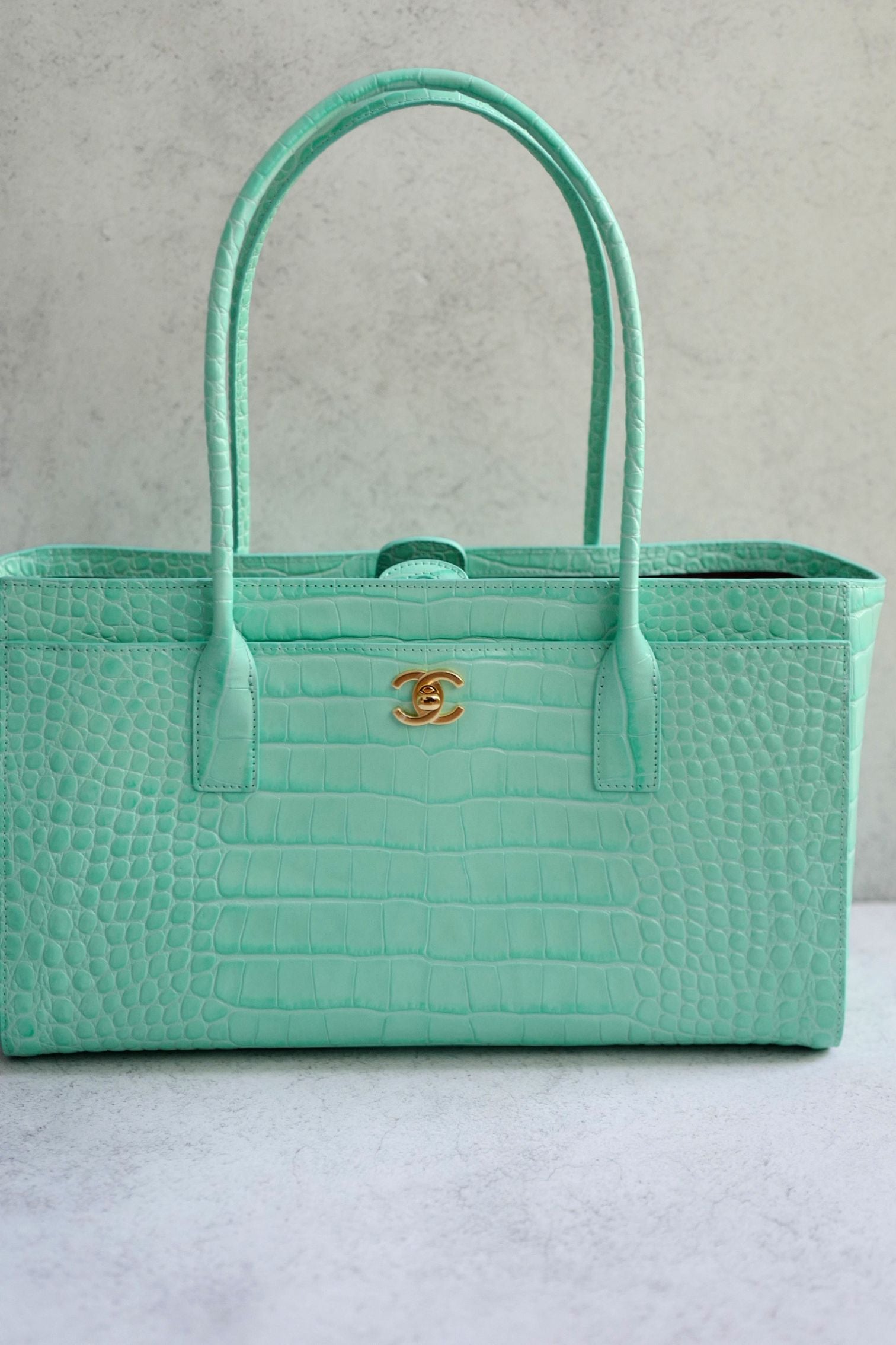 Chanel 26S Matthieu Blazy's Small Tote Green Crocodile Embossed Calfskin GHW