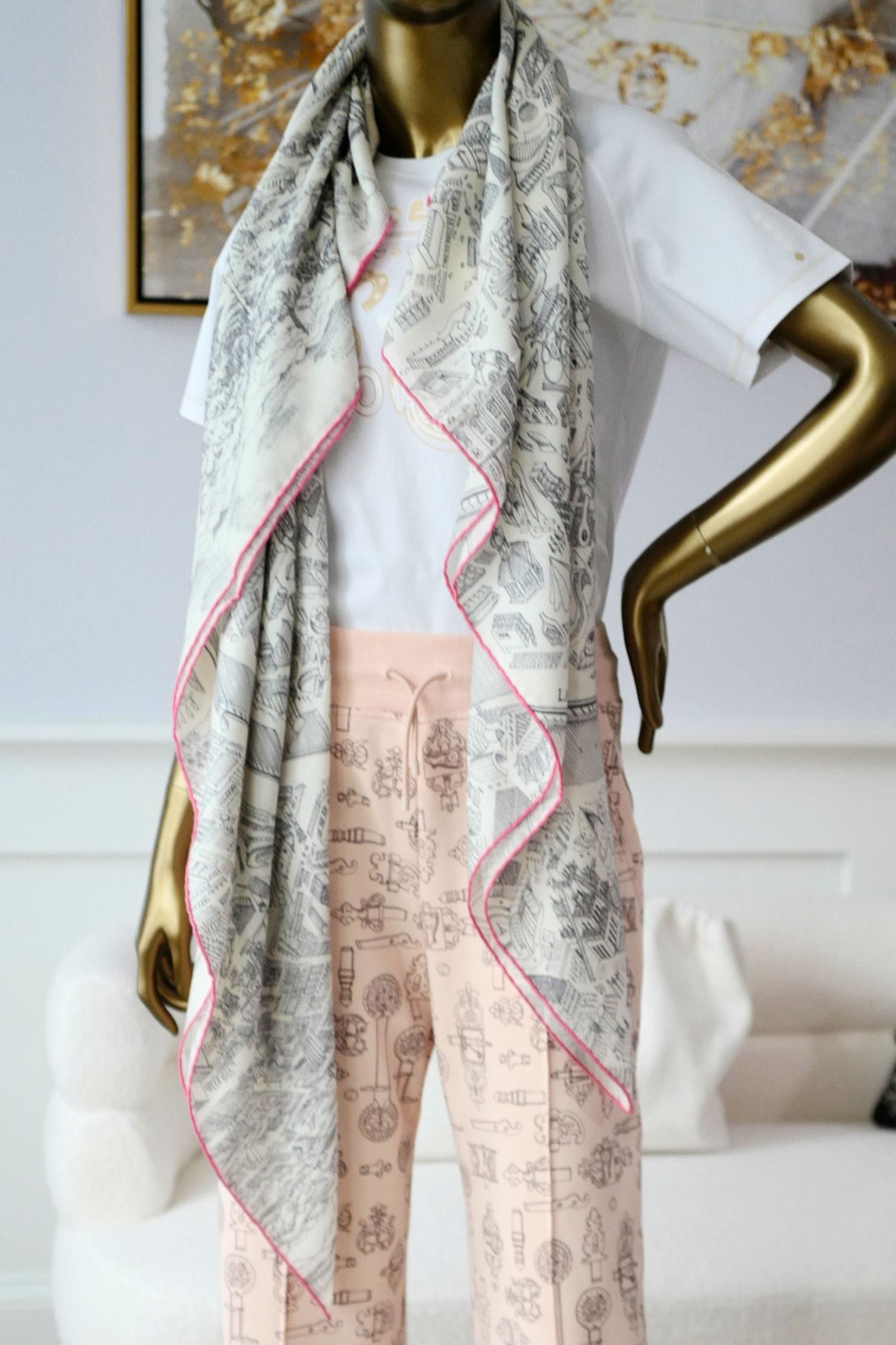 Hermès La Nouvelle Cite Cavaliere Shawl 140 Blanc/Gris/Rose Cashmere Silk