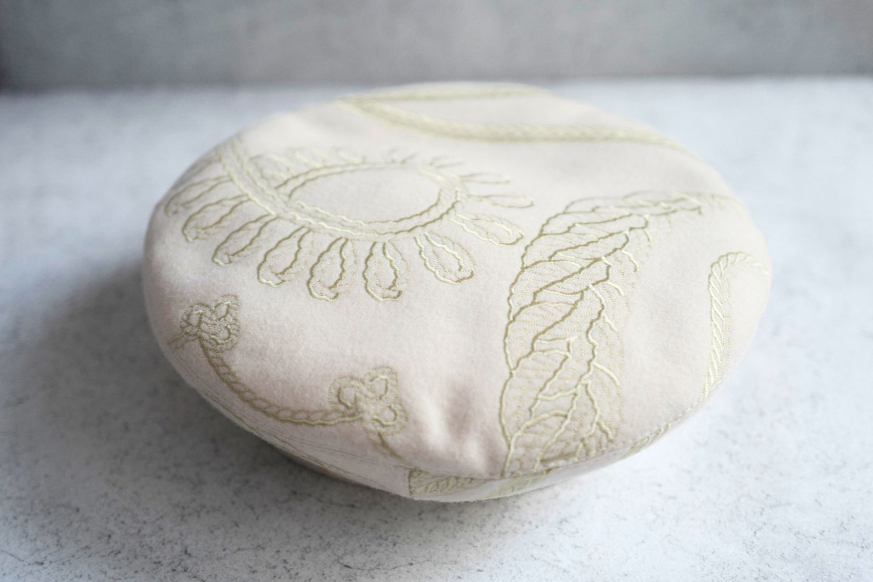 Hermes Saint-Honore en Finesse Beret in Blanc Cassé Size 56 Hat