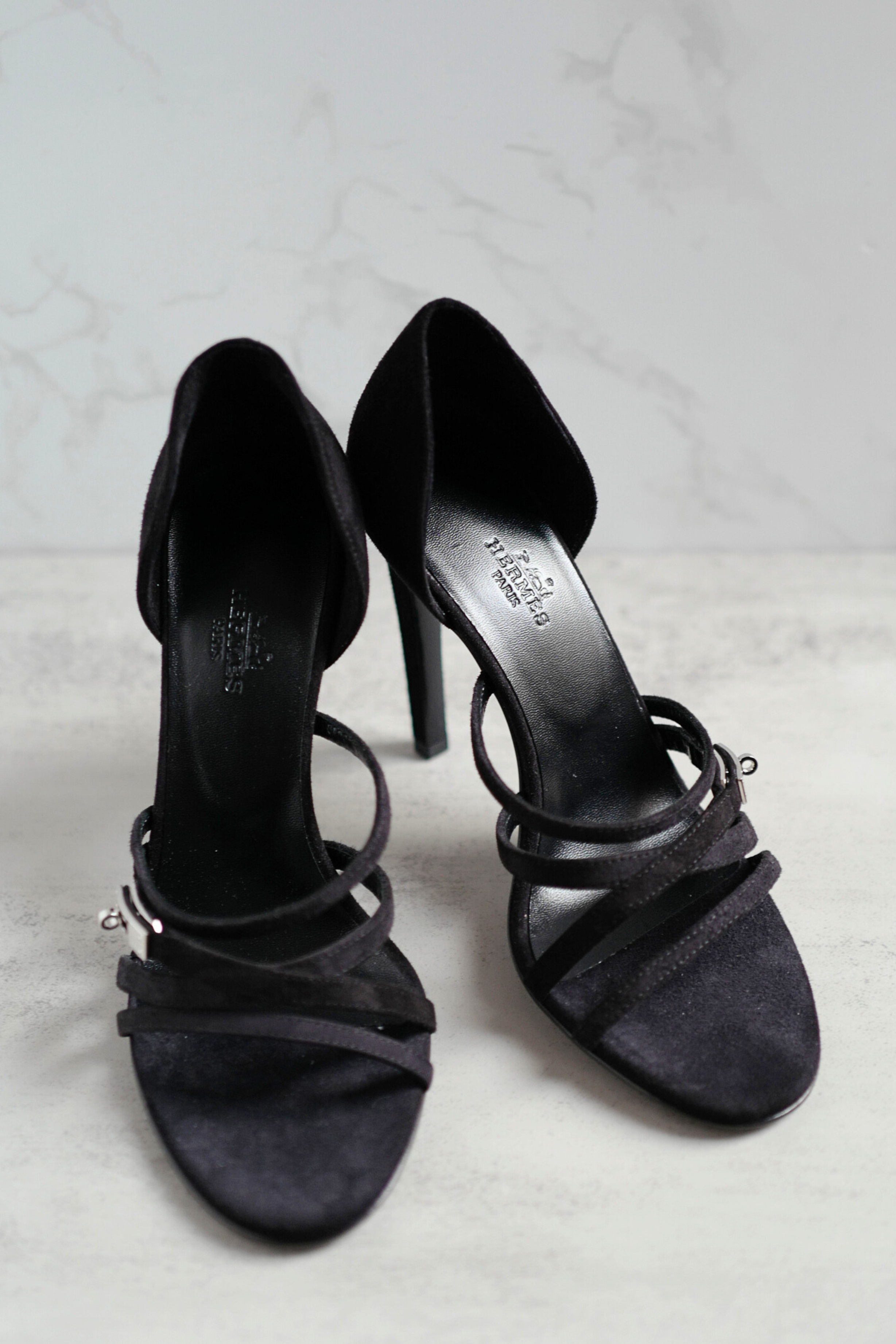 Hermès Lipstick 105 Sandal Noir Black Suede Strappy High Heels Size 37