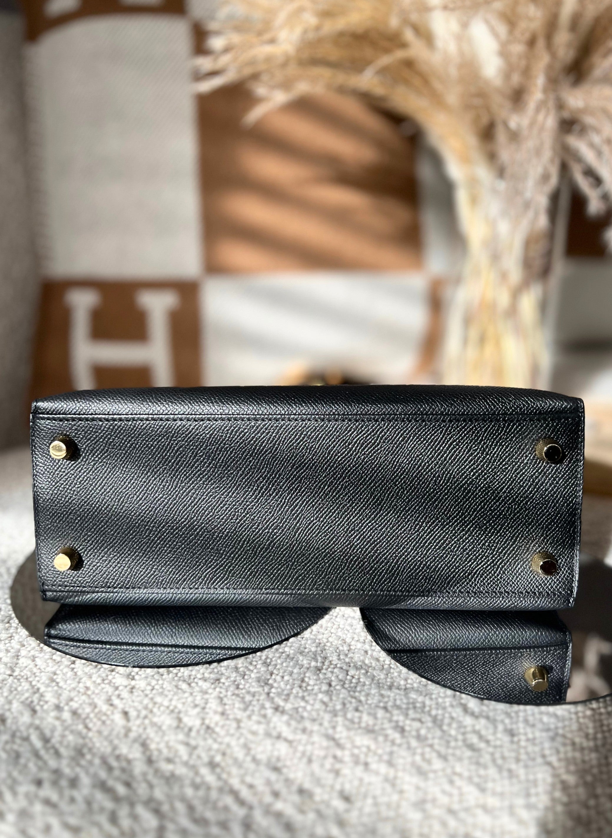BNIB Hermes Kelly 25 Black Epsom Sellier with Gold Hardware