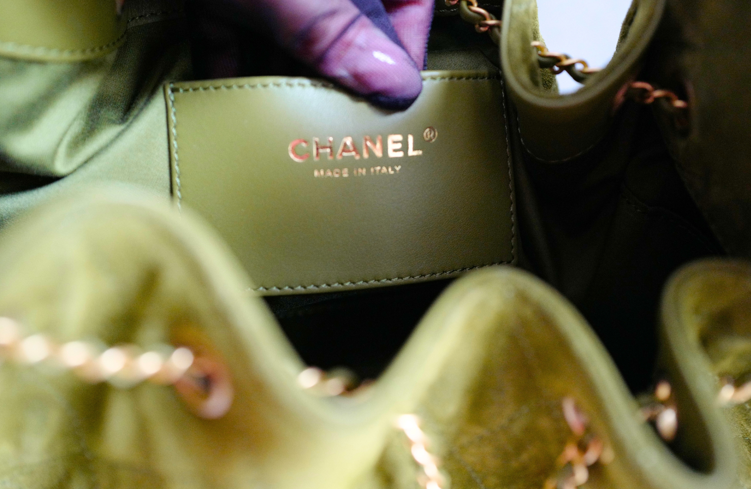 BNIB Chanel 25K Small Hobo Bag Khaki Green Suede with Gold Hardware