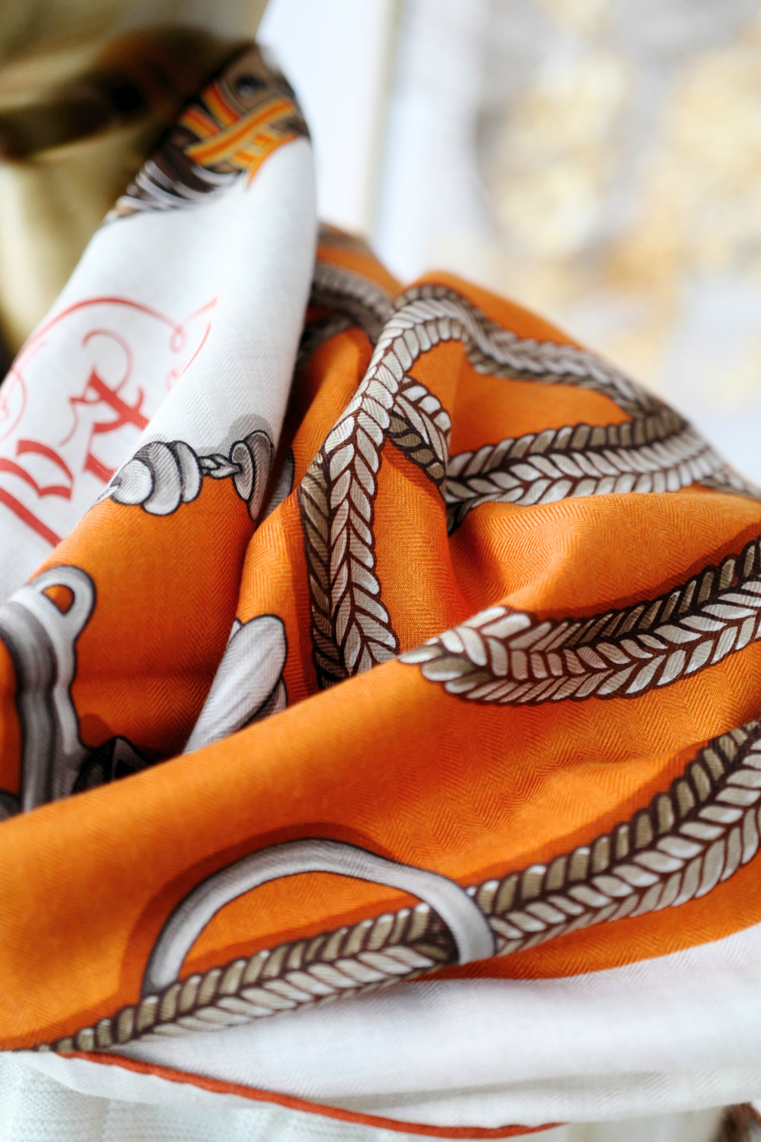 Hermès Palefroi Shawl 140 Cashmere Silk – Naturel / Orange Cuit / Cannelle