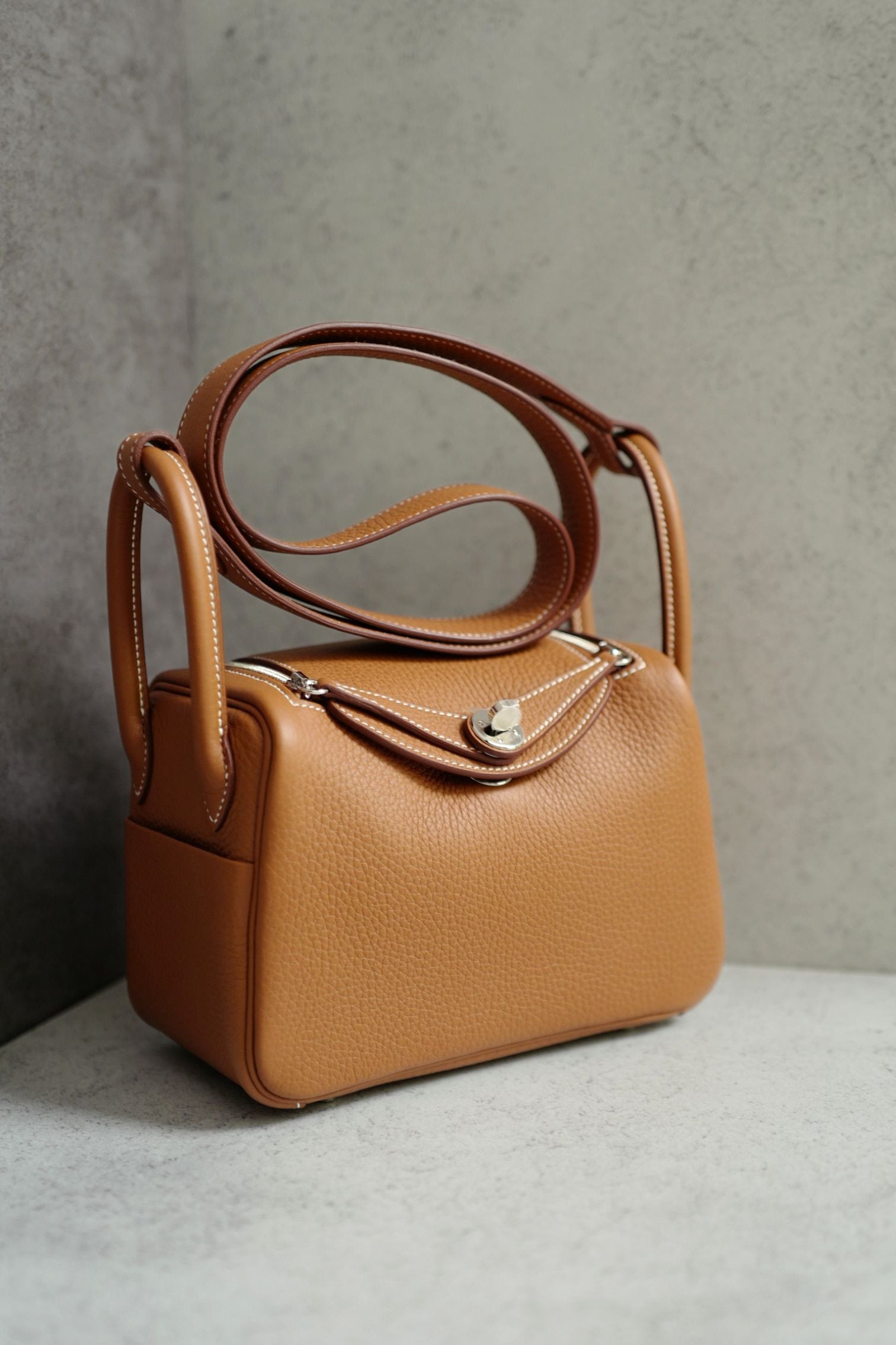 New Hermès Mini Lindy Gold Clemence Leather Palladium Hardware