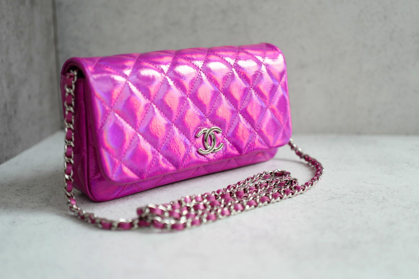 NEW Chanel Wallet on Chain Iridescent Mirror Goatskin Silver Fuchsia Cruise 24C