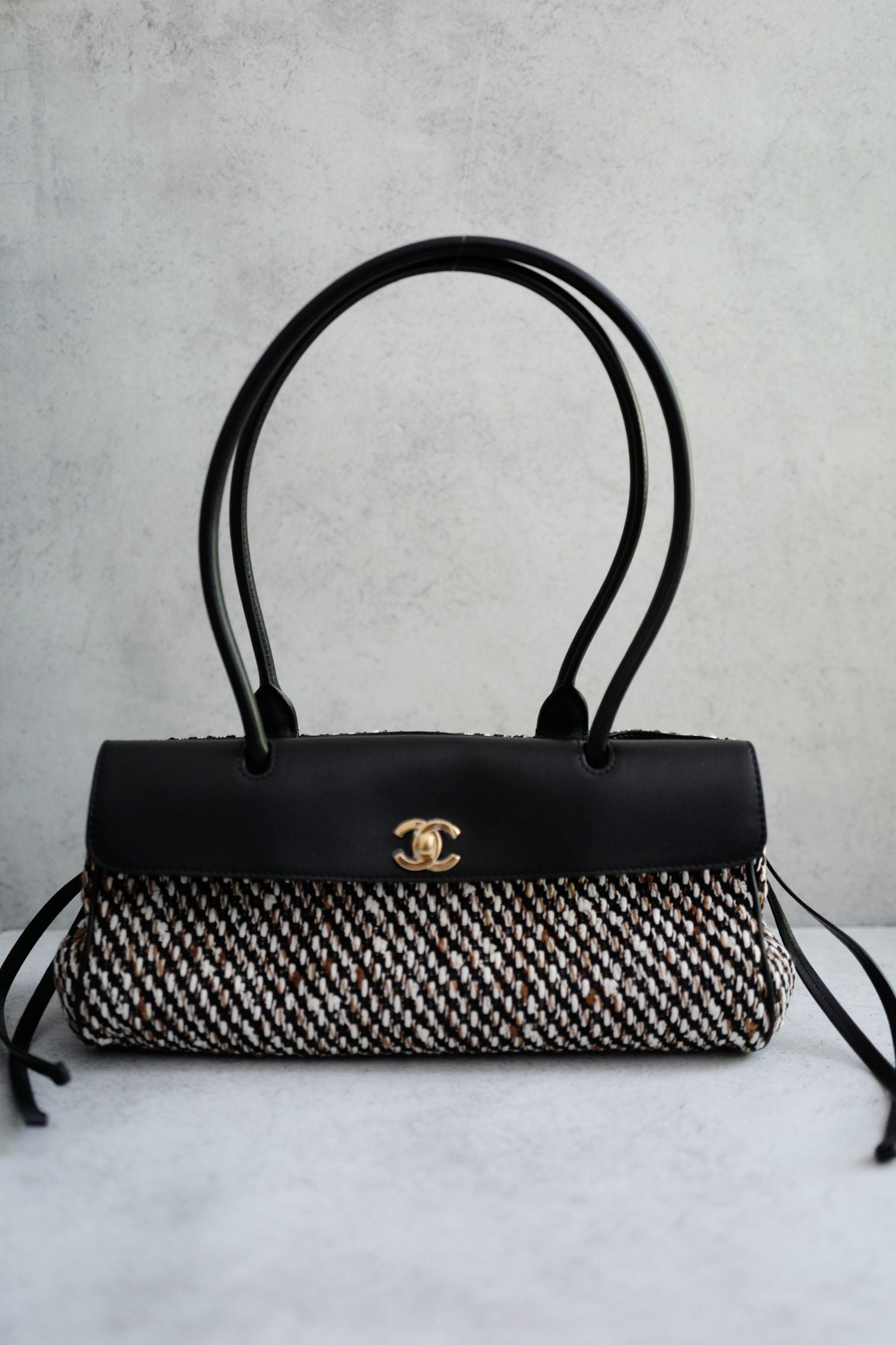 Chanel 26S Small Shopping Bag Matthieu Blazy Black Ecru Wool Gold Hardware