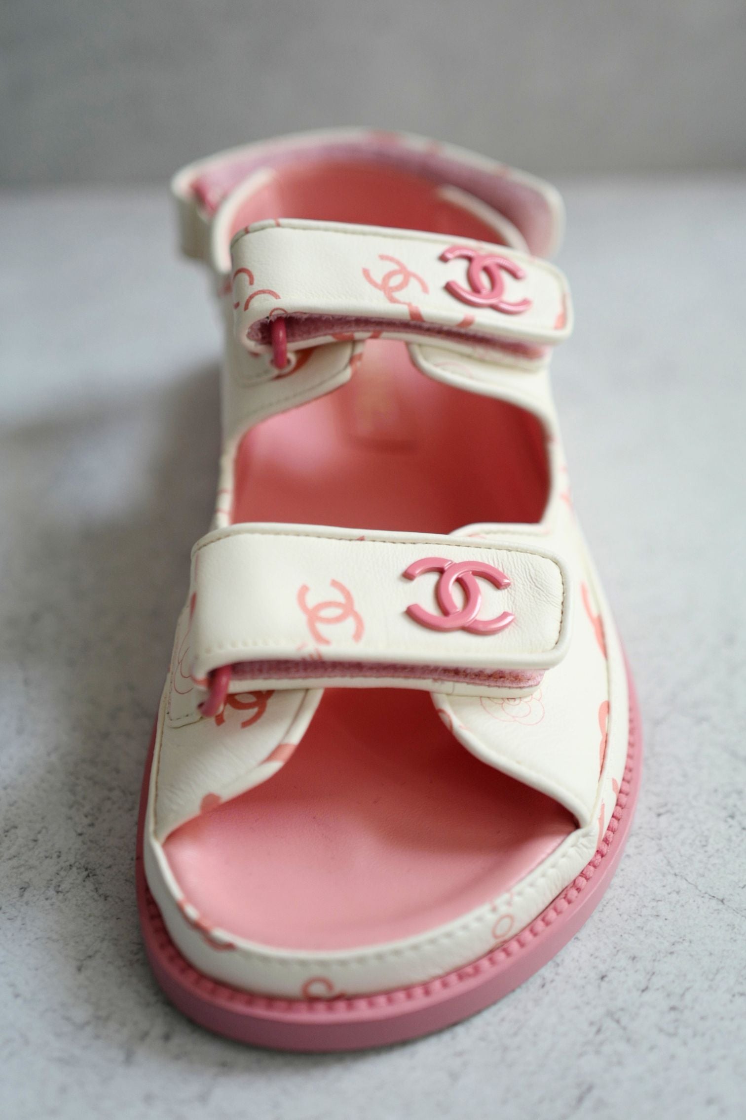 BNIB Chanel Dad Sandal 23A Monogram CC Logo In White/Pink Pink CC Logo Socks