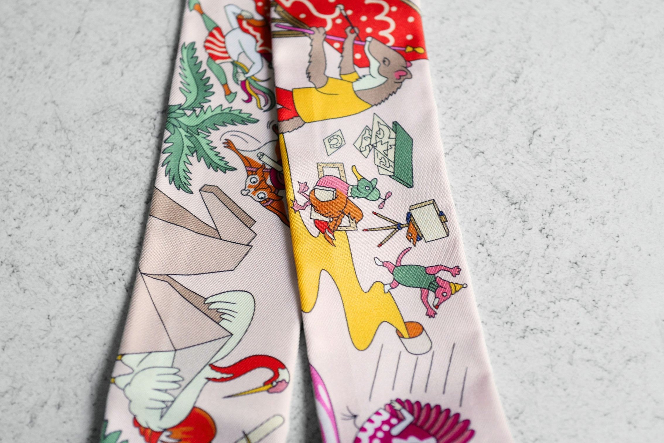 Hermès Academia Hippica Twilly Rose Nacre / Vert Amande / Multicolore 100% Silk