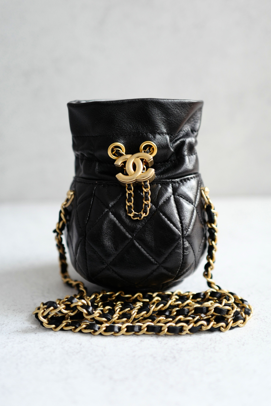 BNIB Chanel 23S Black Shiny Lambskin Clutch with Chain in Gold Hardware