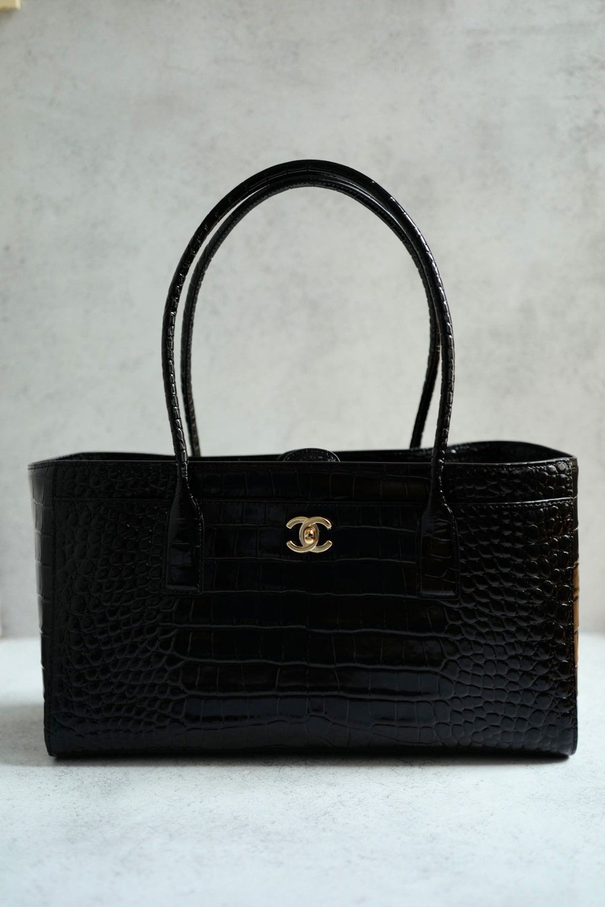 NEW Chanel 26K Small Tote Black Crocodile Embossed Calfskin GHW Matthieu Blazy's