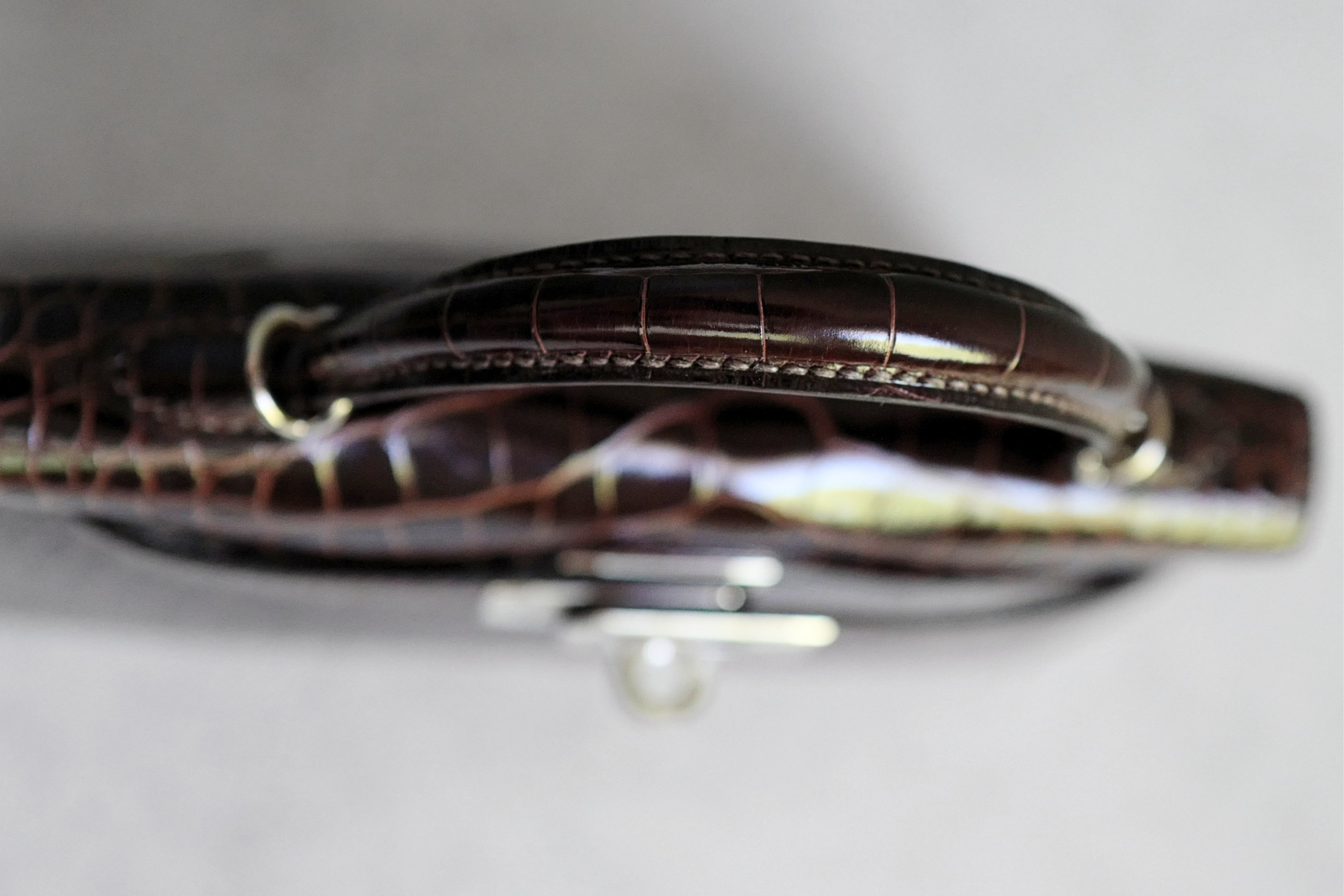 Hermès Mini Kelly Havane Sellier Alligator Mississippiensis Lisse PHW G Stamp