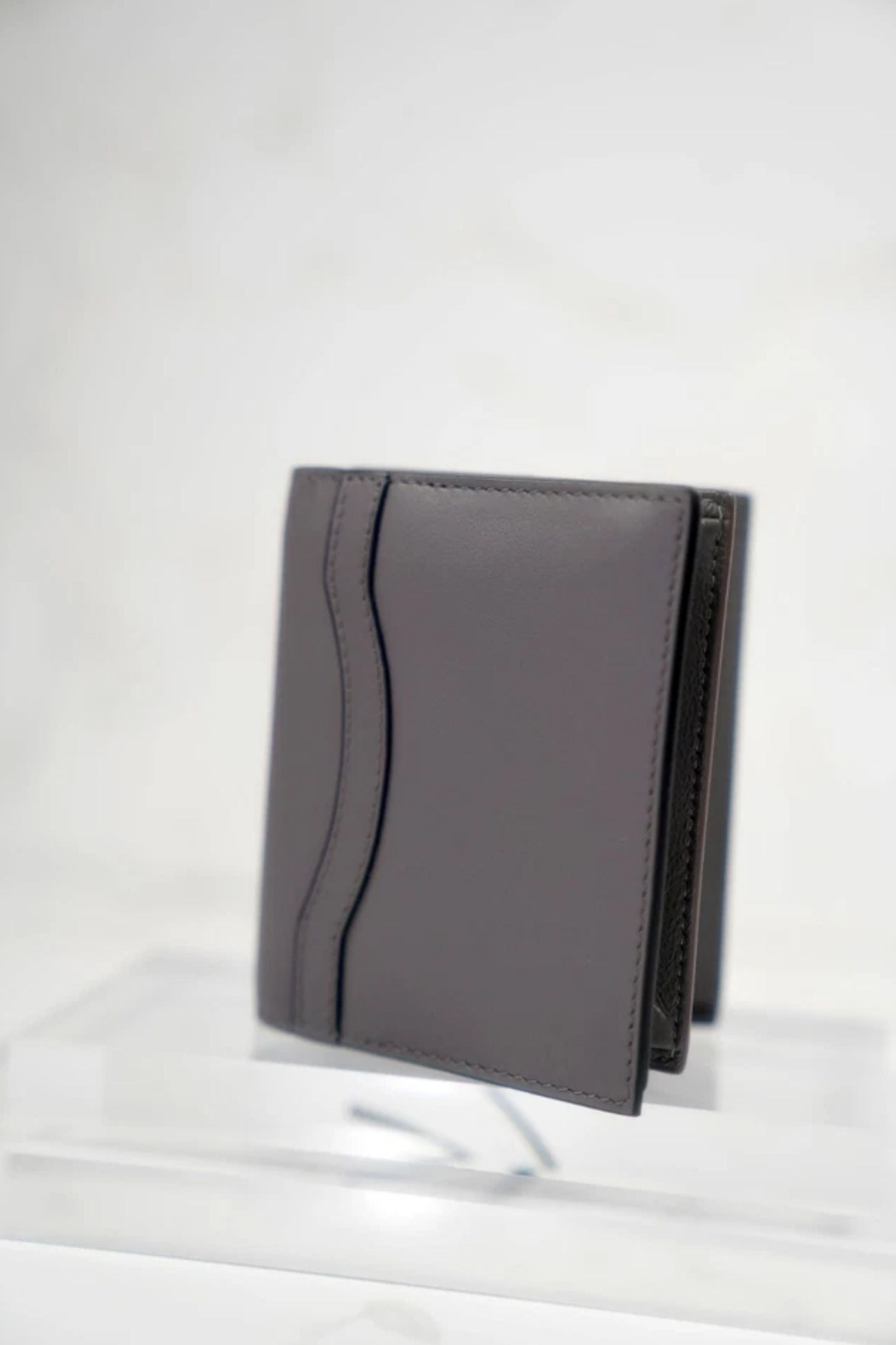 BNIB Balenciaga Women's Neo Classic Mini Wallet in Dark Grey Calfskin