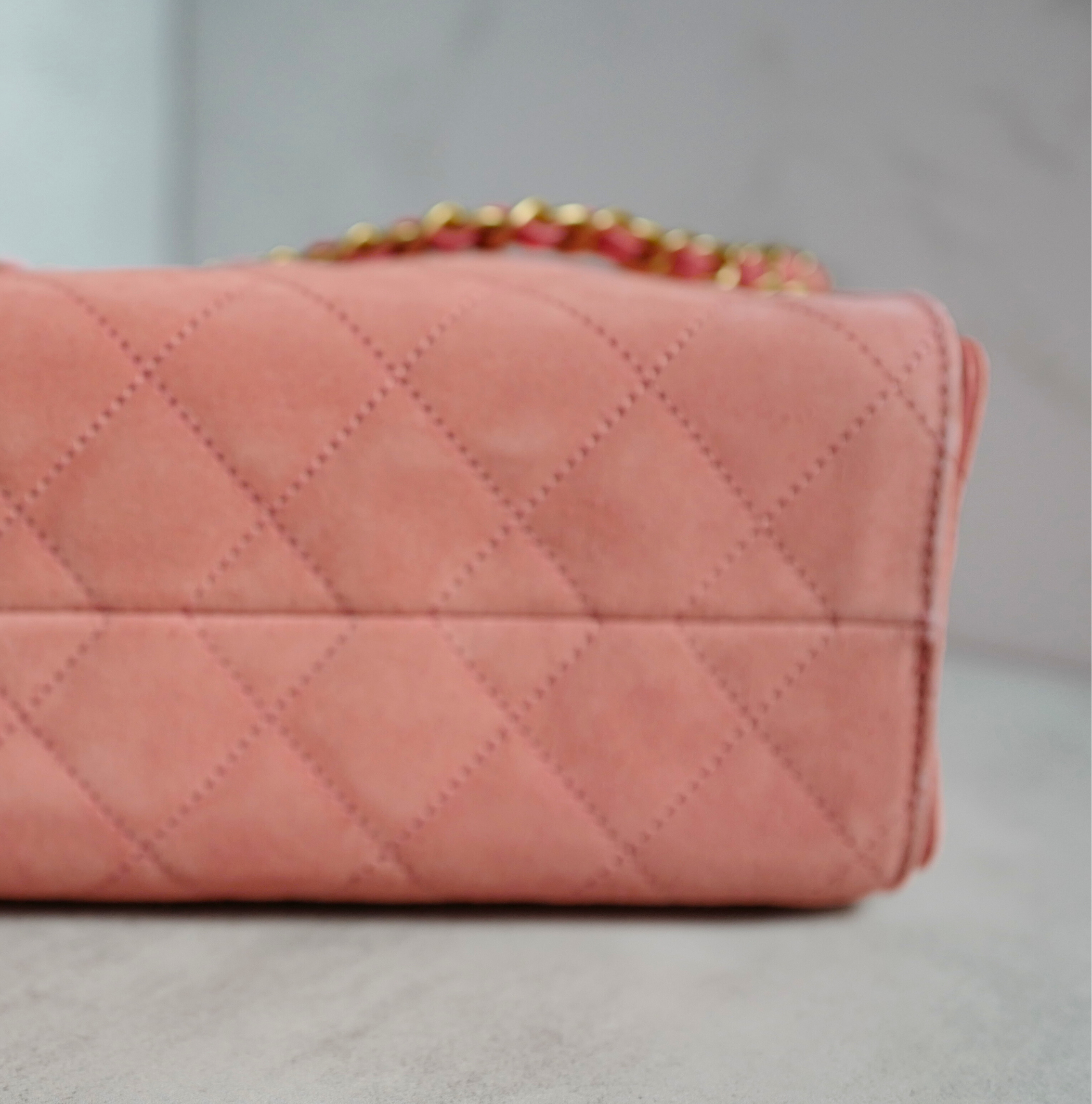 BNIB Chanel 26C Mini Hobo Shoulder Bag in Pink Suede with Gold Hardware