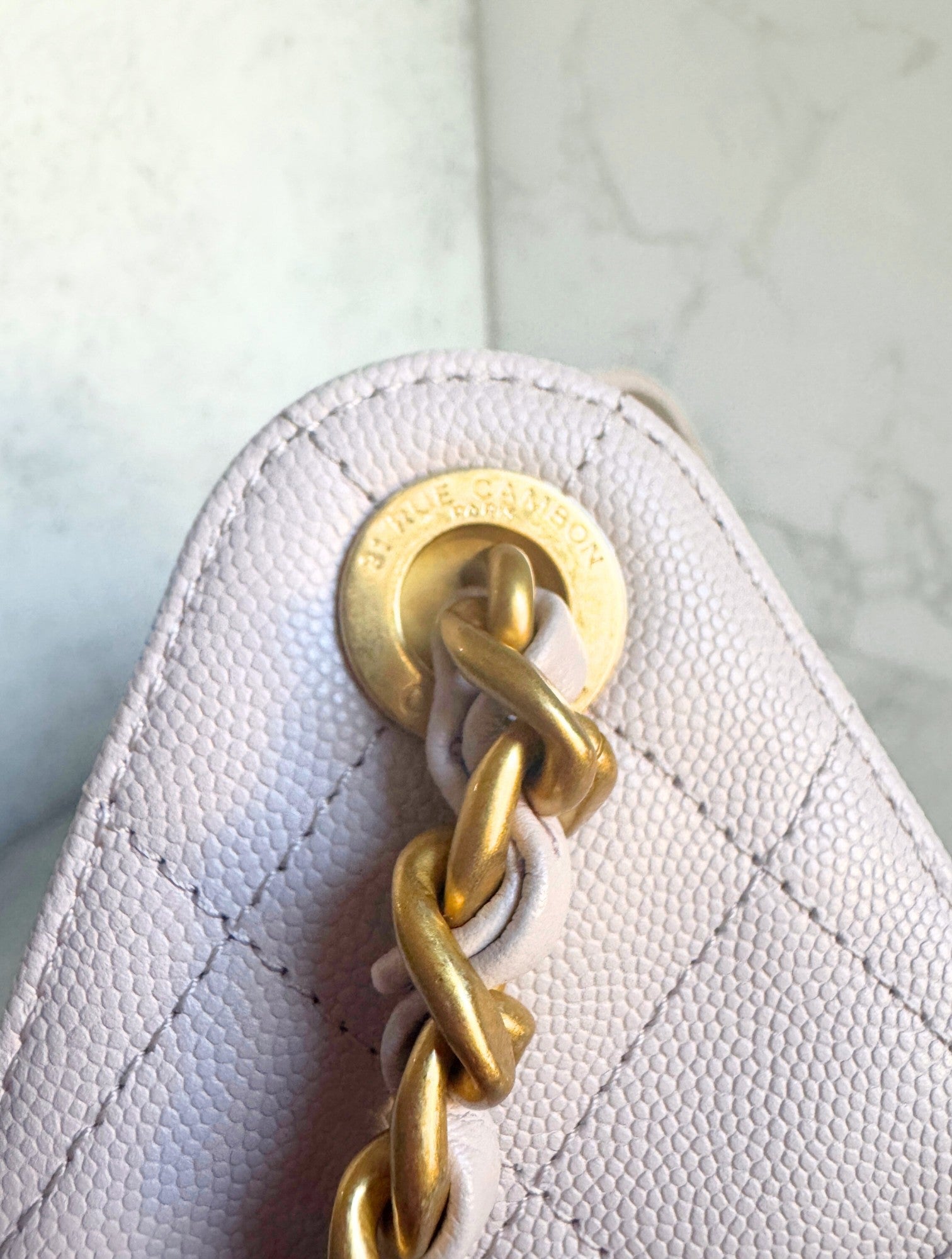 BNIB Chanel 25K Small Hobo Bag Lilac Grained Calfskin with Gold Hardware