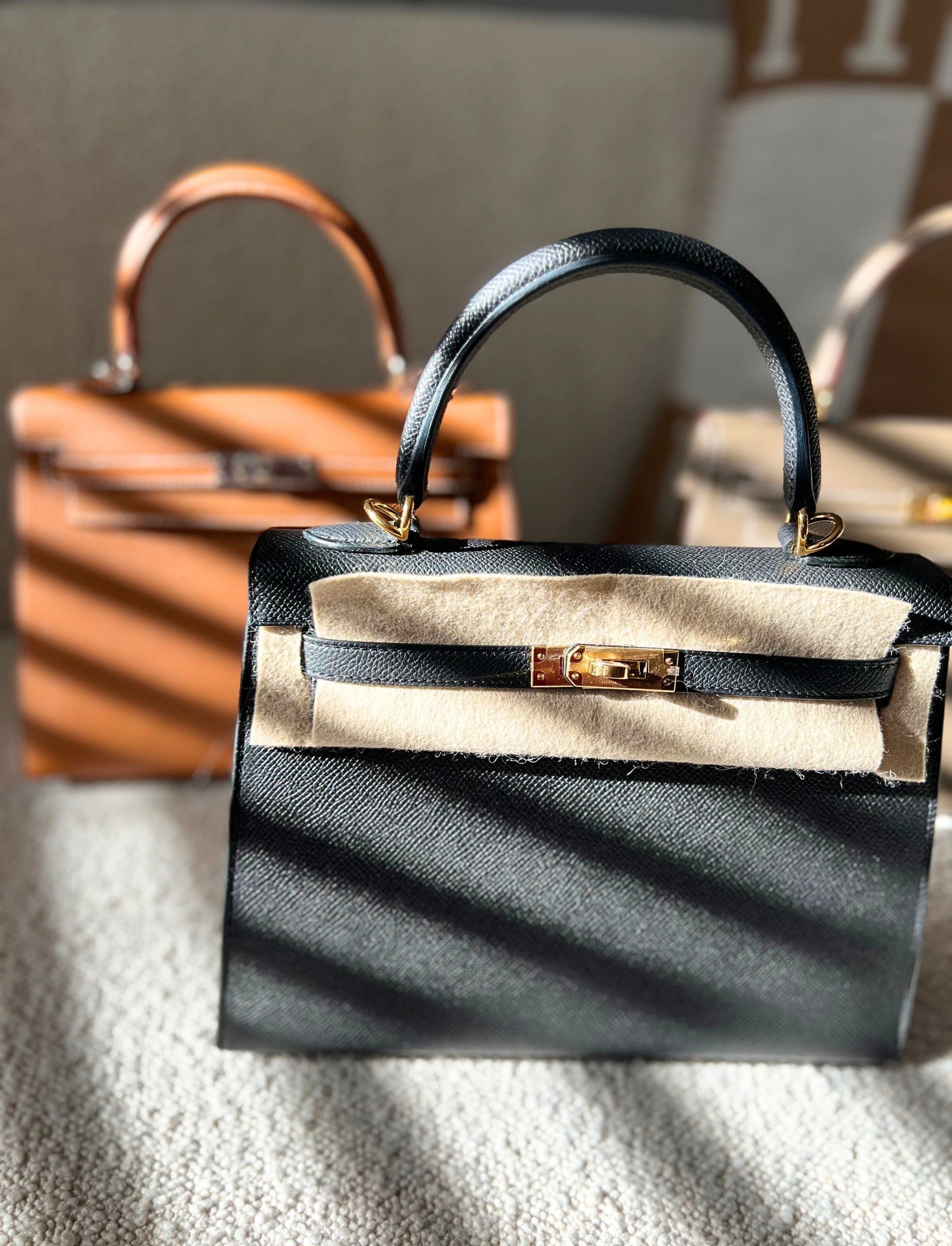 BNIB Hermes Kelly 25 Black Epsom Sellier with Gold Hardware