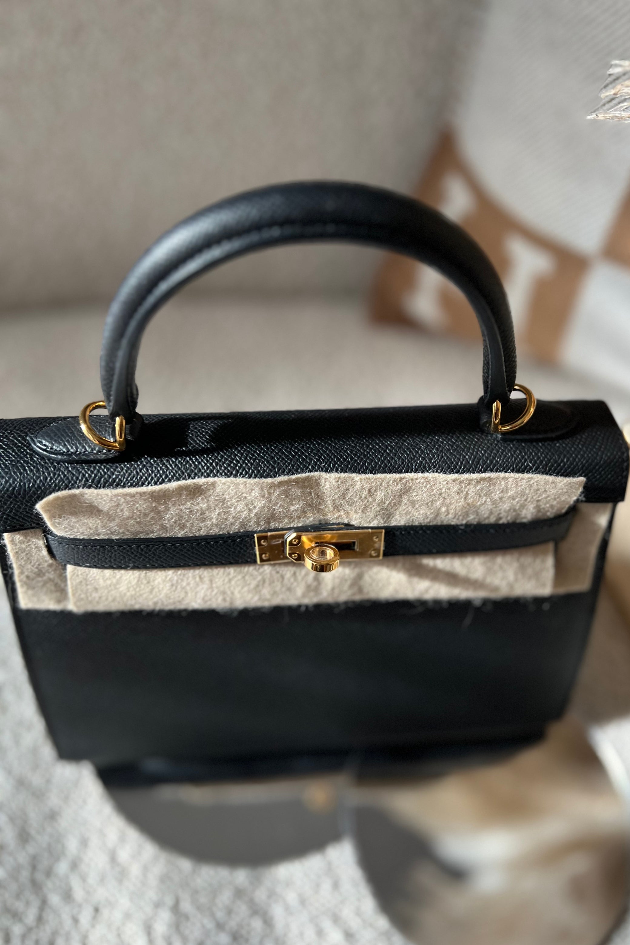BNIB Hermes Kelly 25 Black Epsom Sellier with Gold Hardware