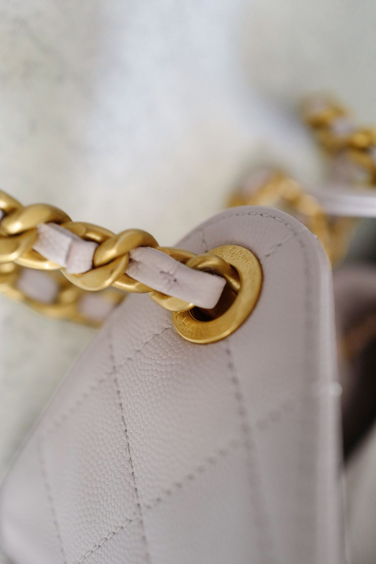 BNIB Chanel 25K Small Hobo Bag Lilac Grained Calfskin with Gold Hardware
