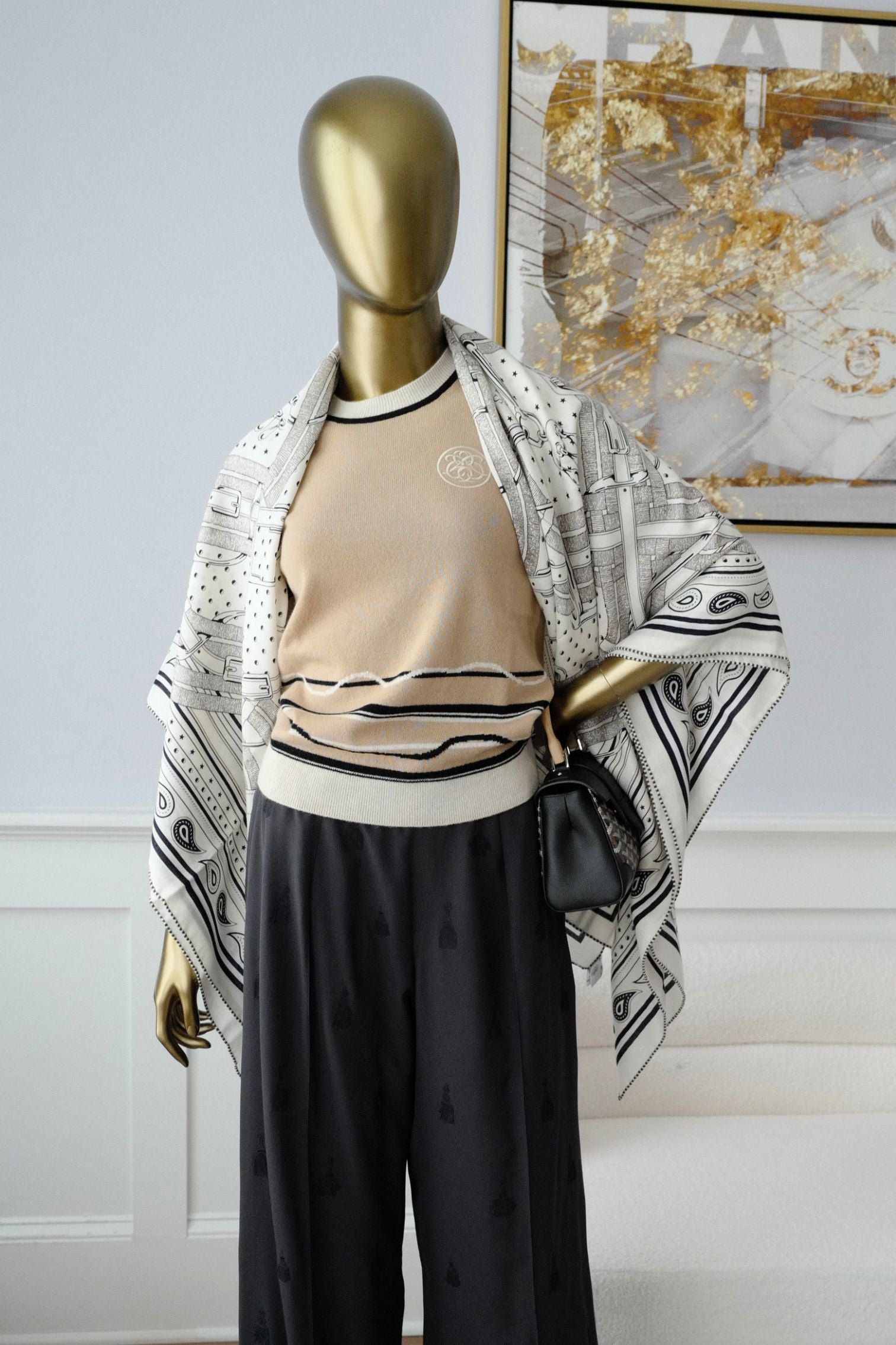 Hermès Mors a Jouets Bandana Shawl 140 Blanc/Bleu Marine/Ébène Cashmere Silk