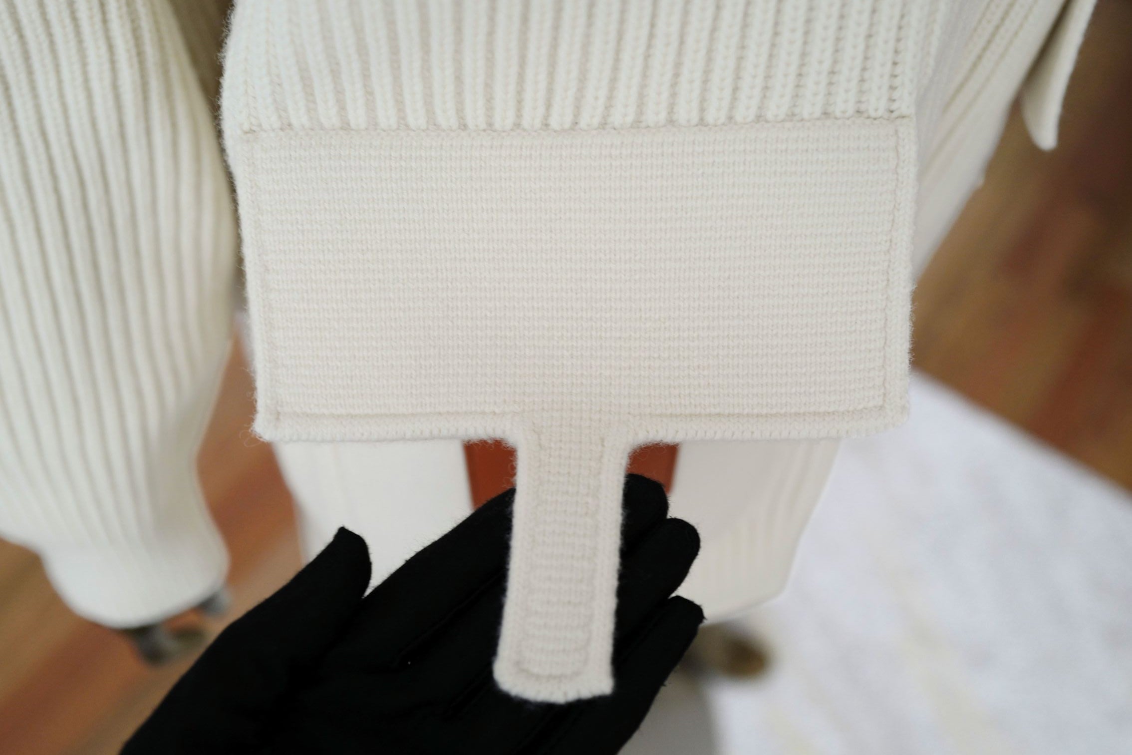 Hermès Blouson Cardigan Blanc Naturel Wool Knit Size 34