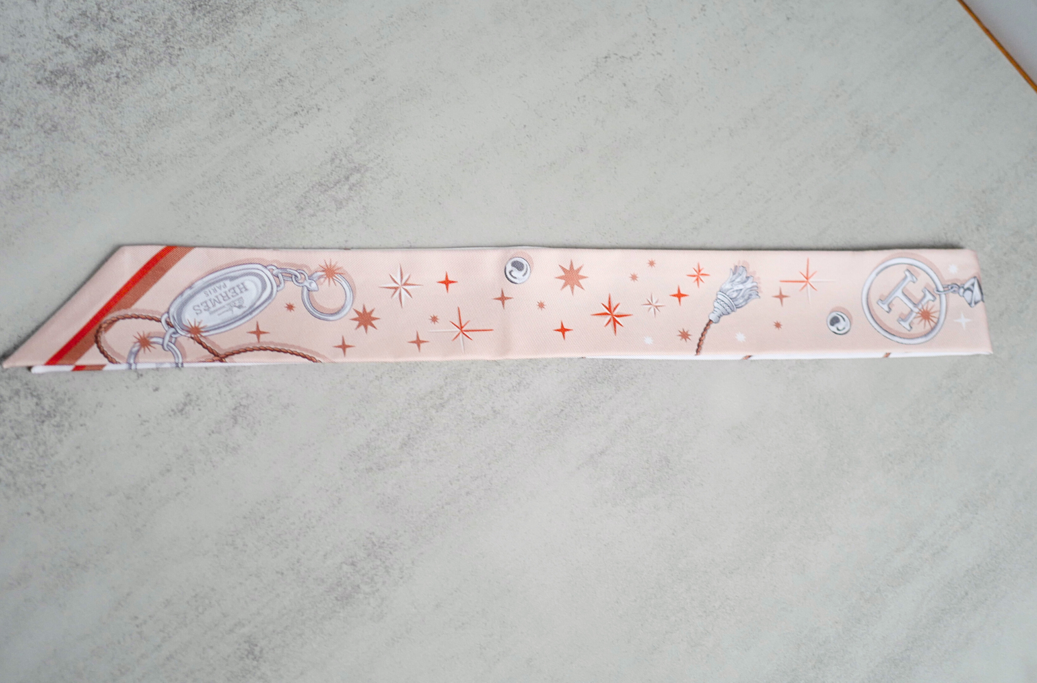 Hermès C’est La Fête Twilly Beige Rose / Caramel / Blanc